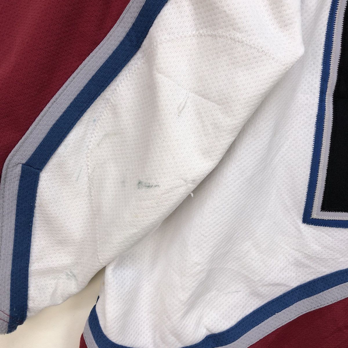 Ccm Vtg NHL Starter Hockey Jersey Legend SAKIC Size US XL / EU 56 / 4 - 16 Thumbnail