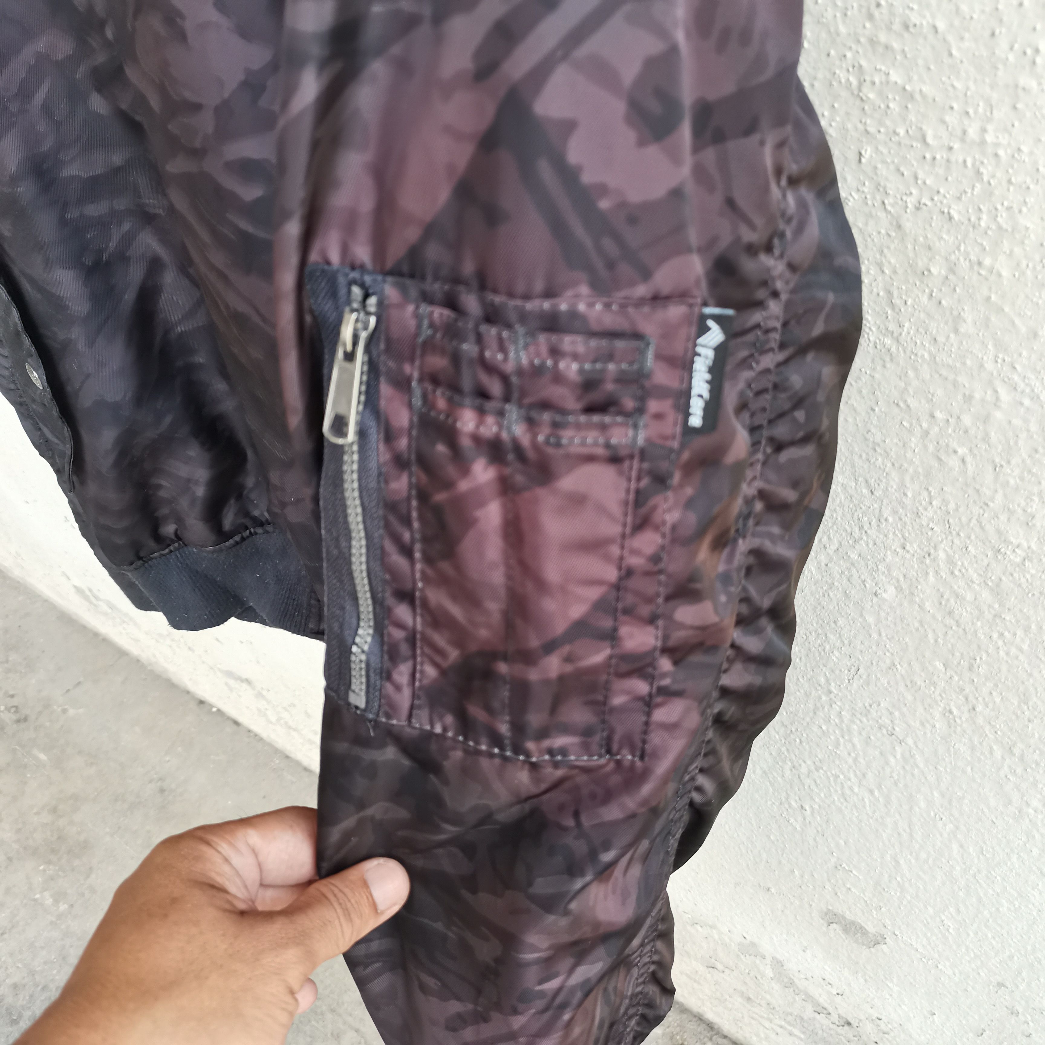 Japanese Brand Steals💥 FIELD CORE Camouflage Bomber Jacket Size US L / EU 52-54 / 3 - 8 Thumbnail