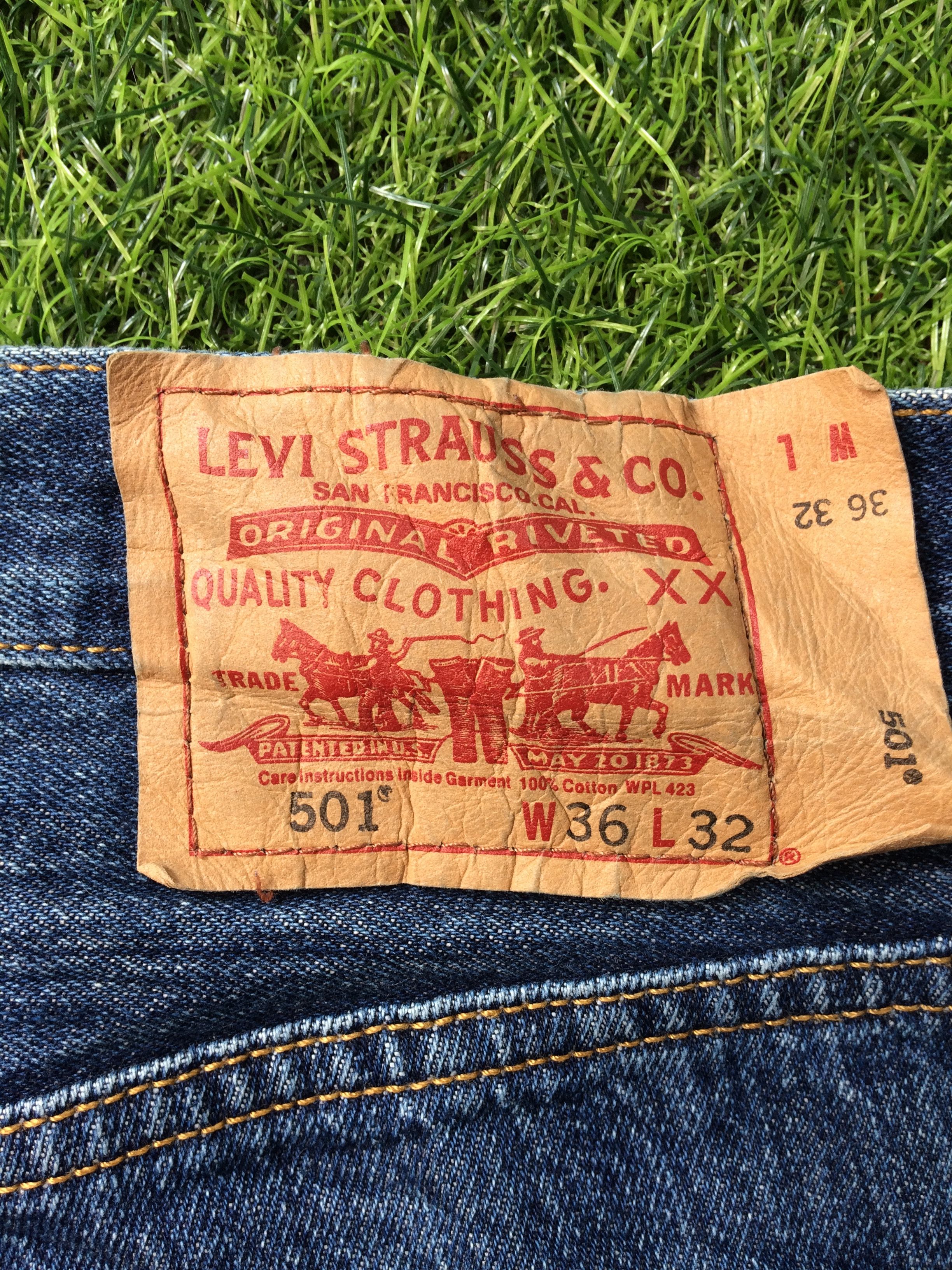 Levi's × Vintage Vintage Levis 501 Faded Dirty Blue Jeans #B-894 Size US 35 - 10 Thumbnail