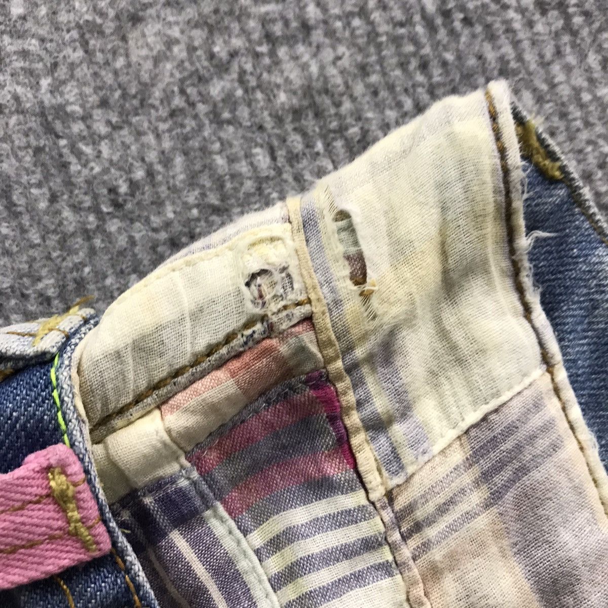 Japanese Brand DOMINATE DOUBLE WAIST LIGHT DENIM PANTS Size US 32 / EU 48 - 14 Thumbnail