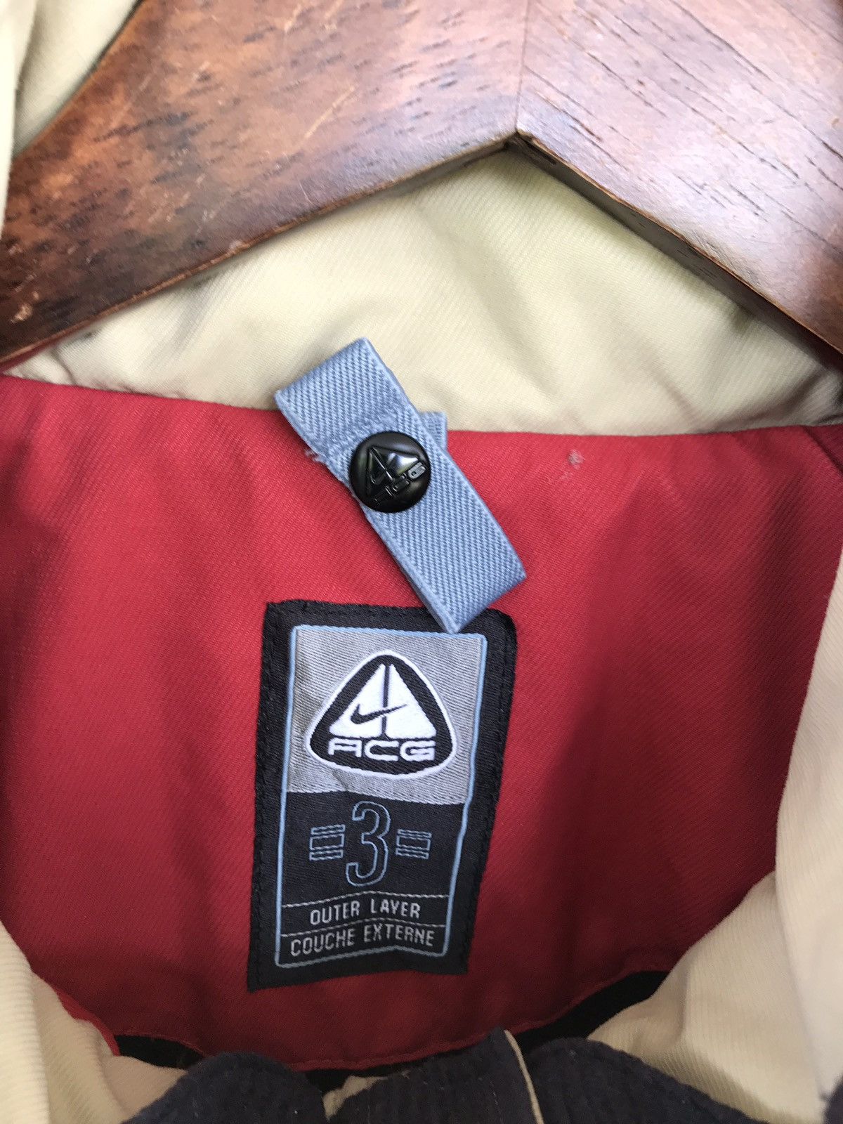 Nike ACG Nike Acg Windbreaker Jacket Nike Streetwear Jacket Size US L / EU 52-54 / 3 - 3 Thumbnail