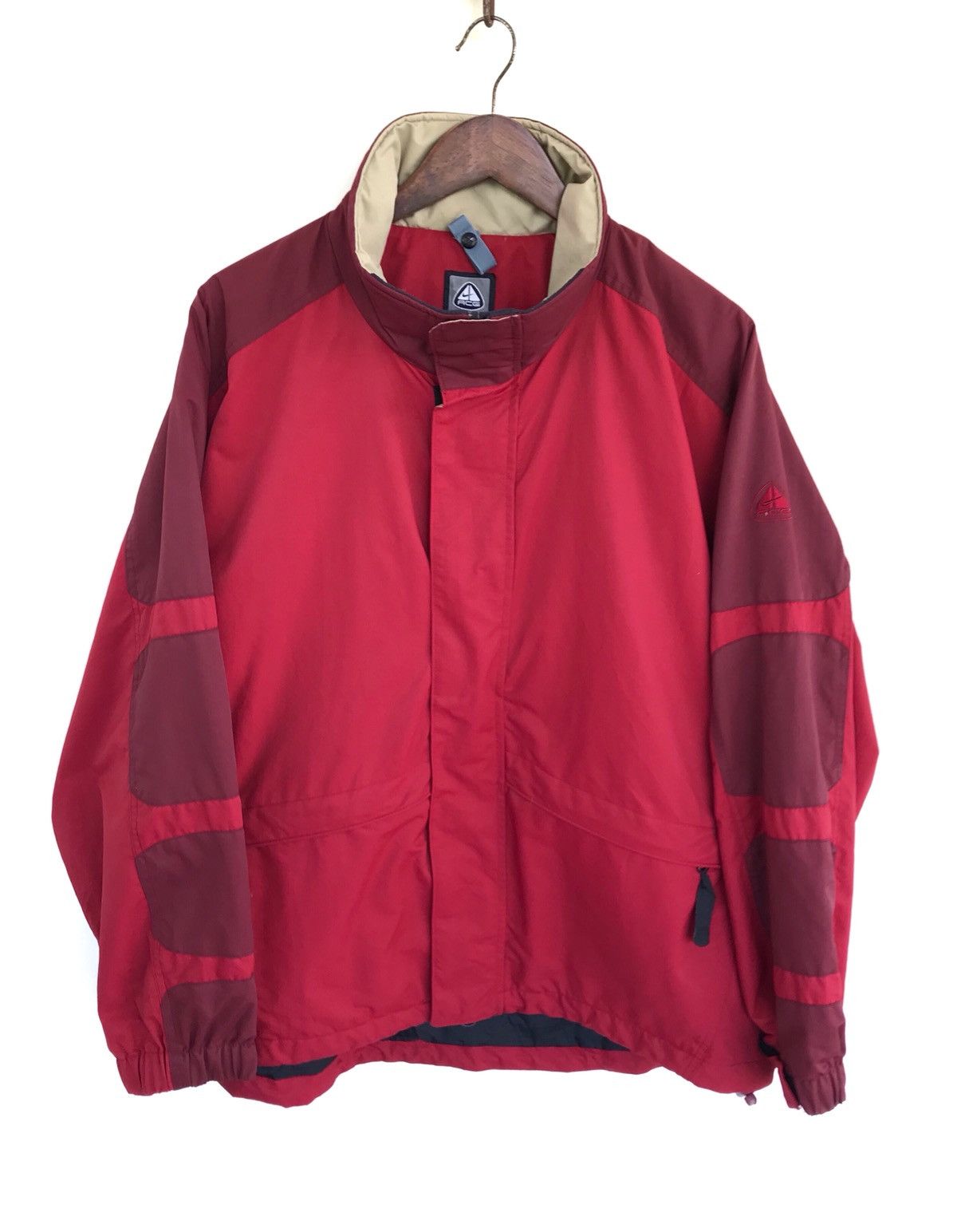 Nike ACG Nike Acg Windbreaker Jacket Nike Streetwear Jacket Size US L / EU 52-54 / 3 - 1 Thumbnail