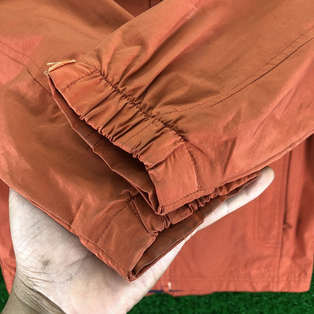 L.L. Bean Vintage L.L Bean Windbreaker Nylon Zipper Hoodie Jacket Size US XXS / EU 40 - 11 Thumbnail