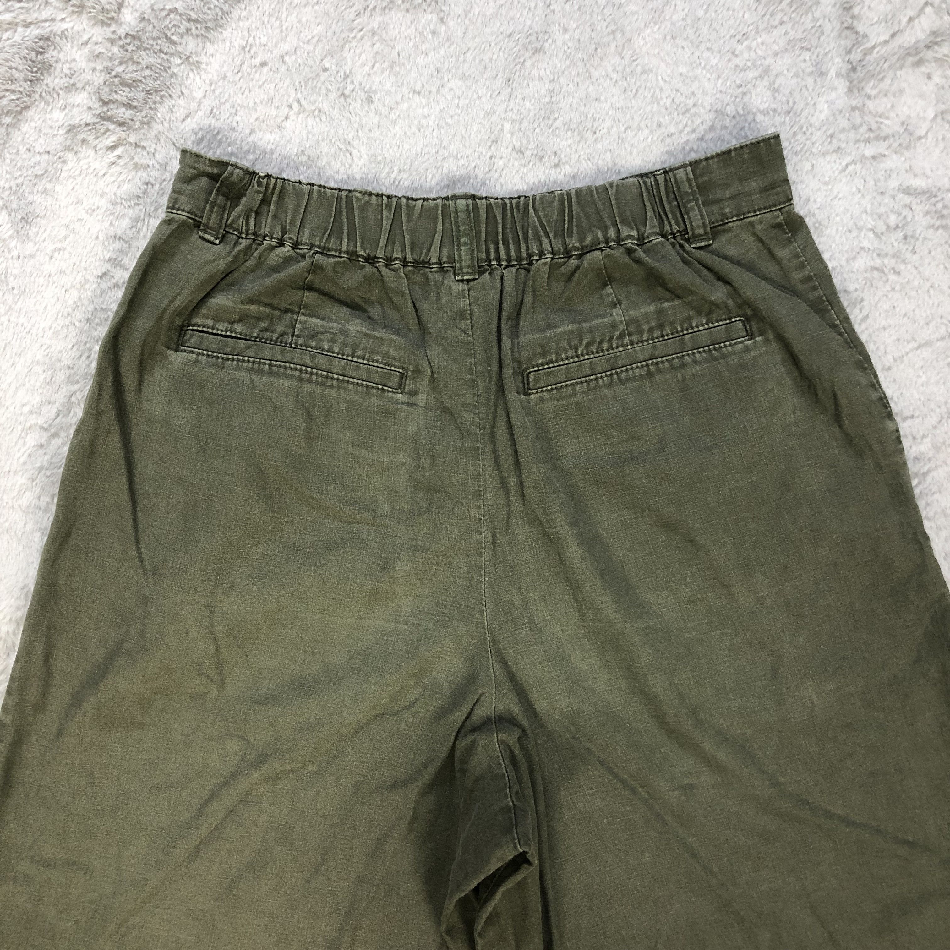 Uniqlo Uniqlo Olive Green Quarter Short Pants #6251-220 Size US 27 - 10 Thumbnail