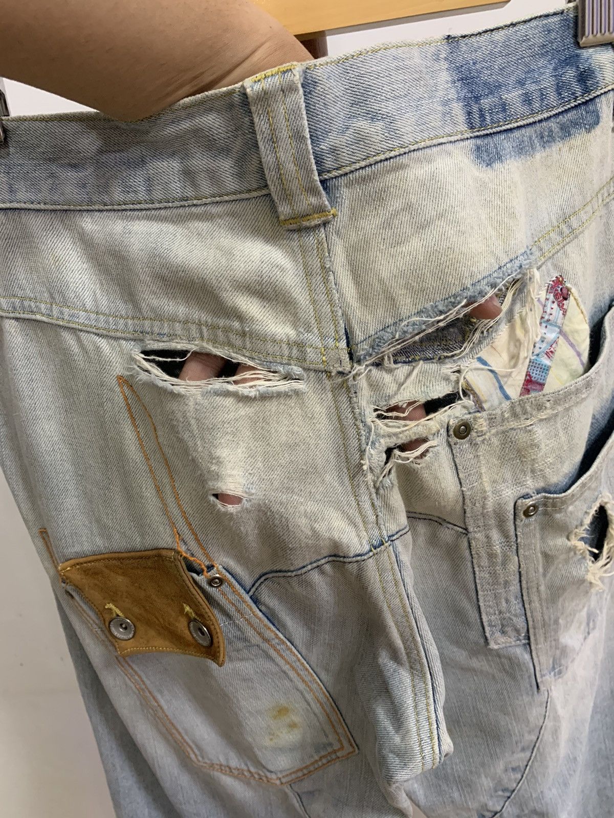 Quiksilver Quiksilver Distressed Denim Patchwork Size US 32 / EU 48 - 12 Thumbnail