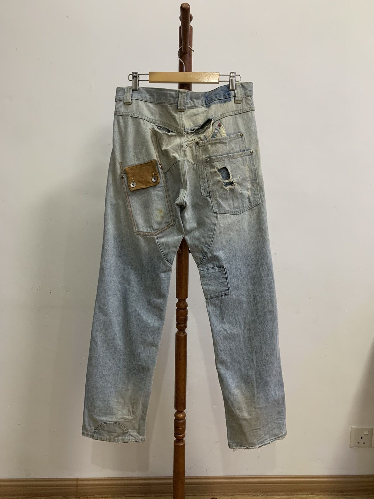 Quiksilver Quiksilver Distressed Denim Patchwork Size US 32 / EU 48 - 2 Thumbnail