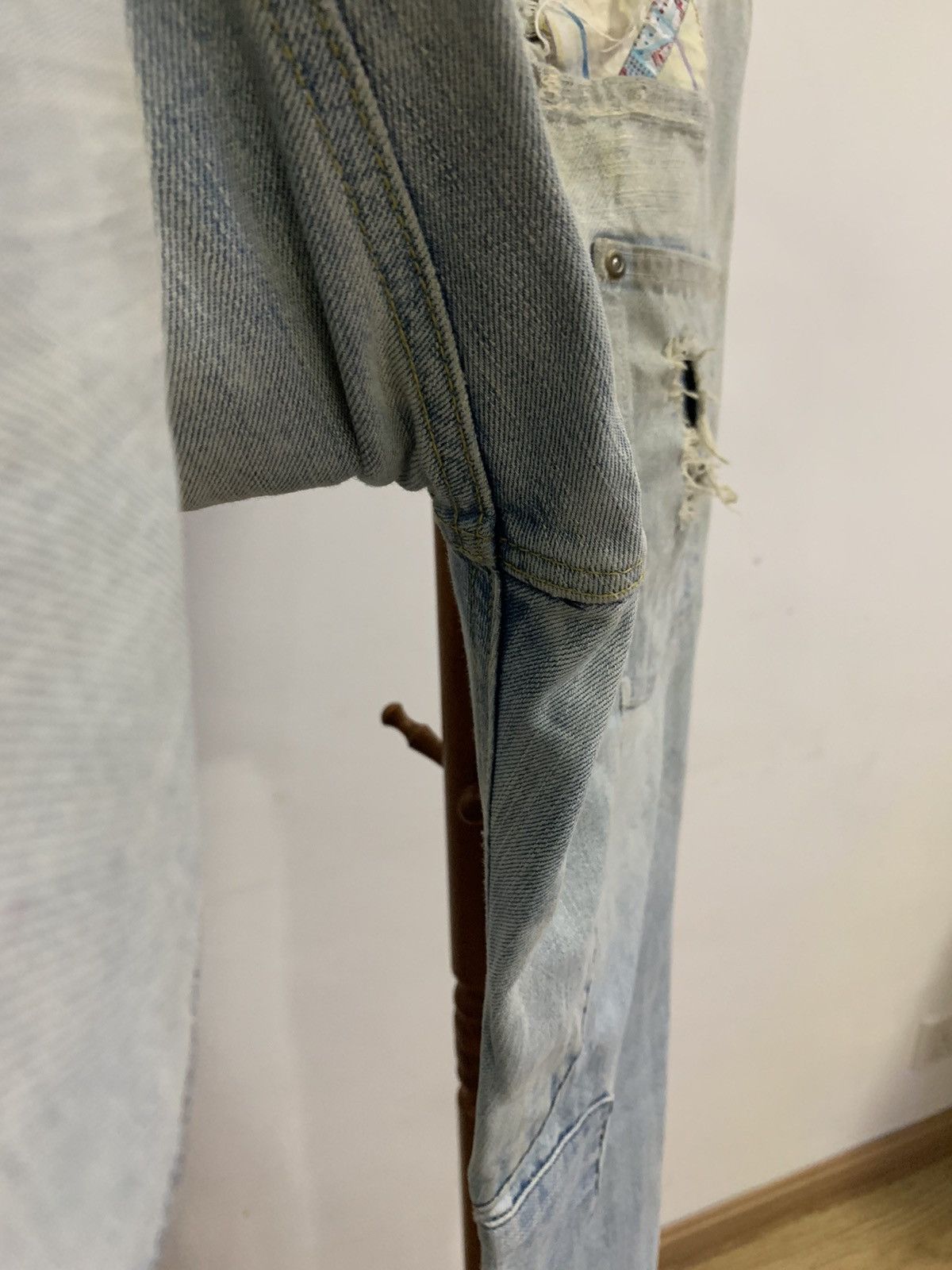 Quiksilver Quiksilver Distressed Denim Patchwork Size US 32 / EU 48 - 11 Thumbnail
