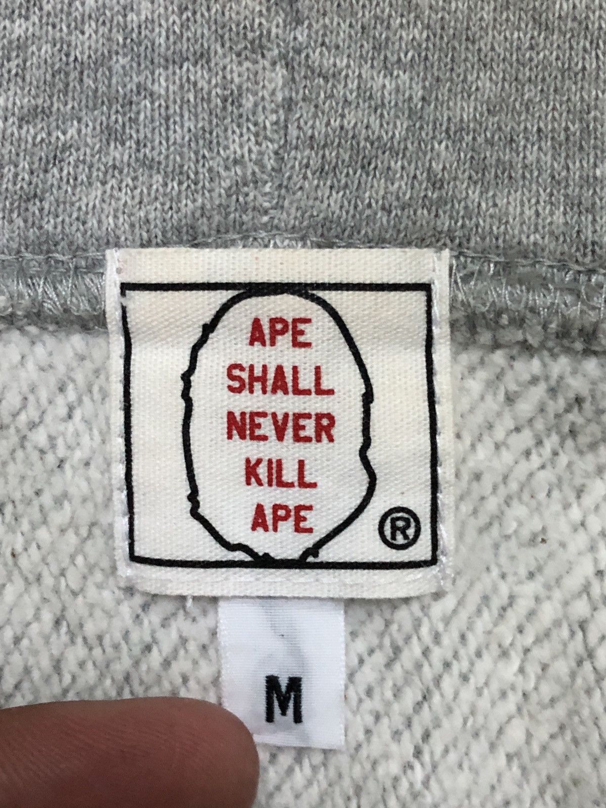 Bape × Swarovski 🔥OG A Bathing Ape Swarovski College Hoodie Size US M / EU 48-50 / 2 - 8 Thumbnail