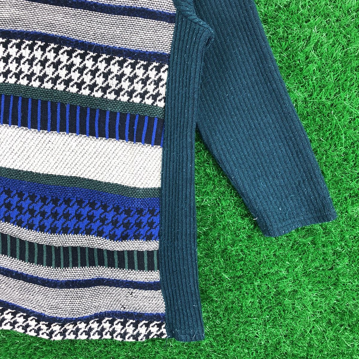 Aran Isles Knitwear Vintage Knit Multi Pattern Striped Long Sleeve Tee for Women Size M / US 6-8 / IT 42-44 - 3 Thumbnail