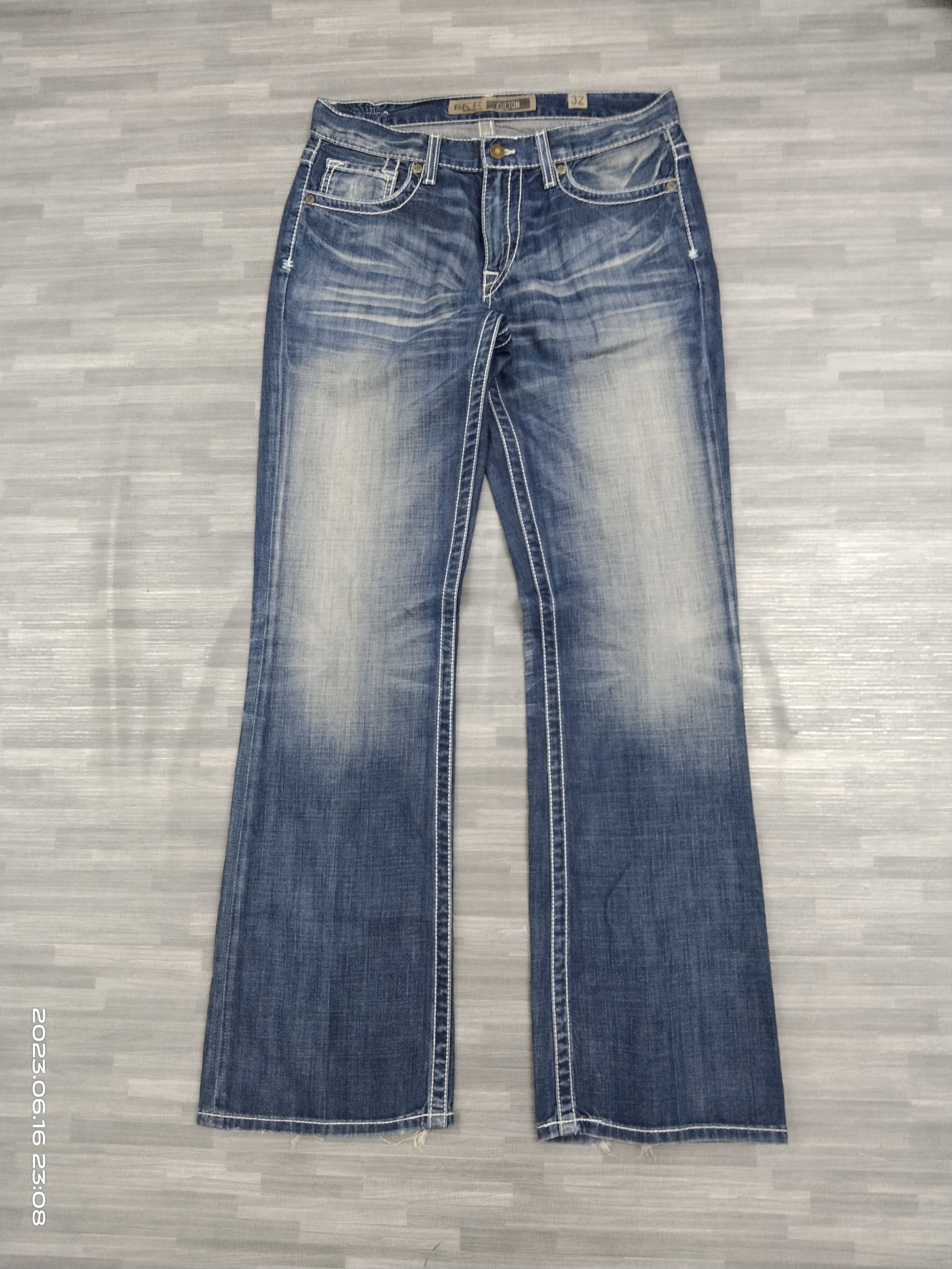 Japanese Brand FLARE WASHE BLUE BKE DENIM PANTS Size US 32 / EU 48 - 2 Thumbnail