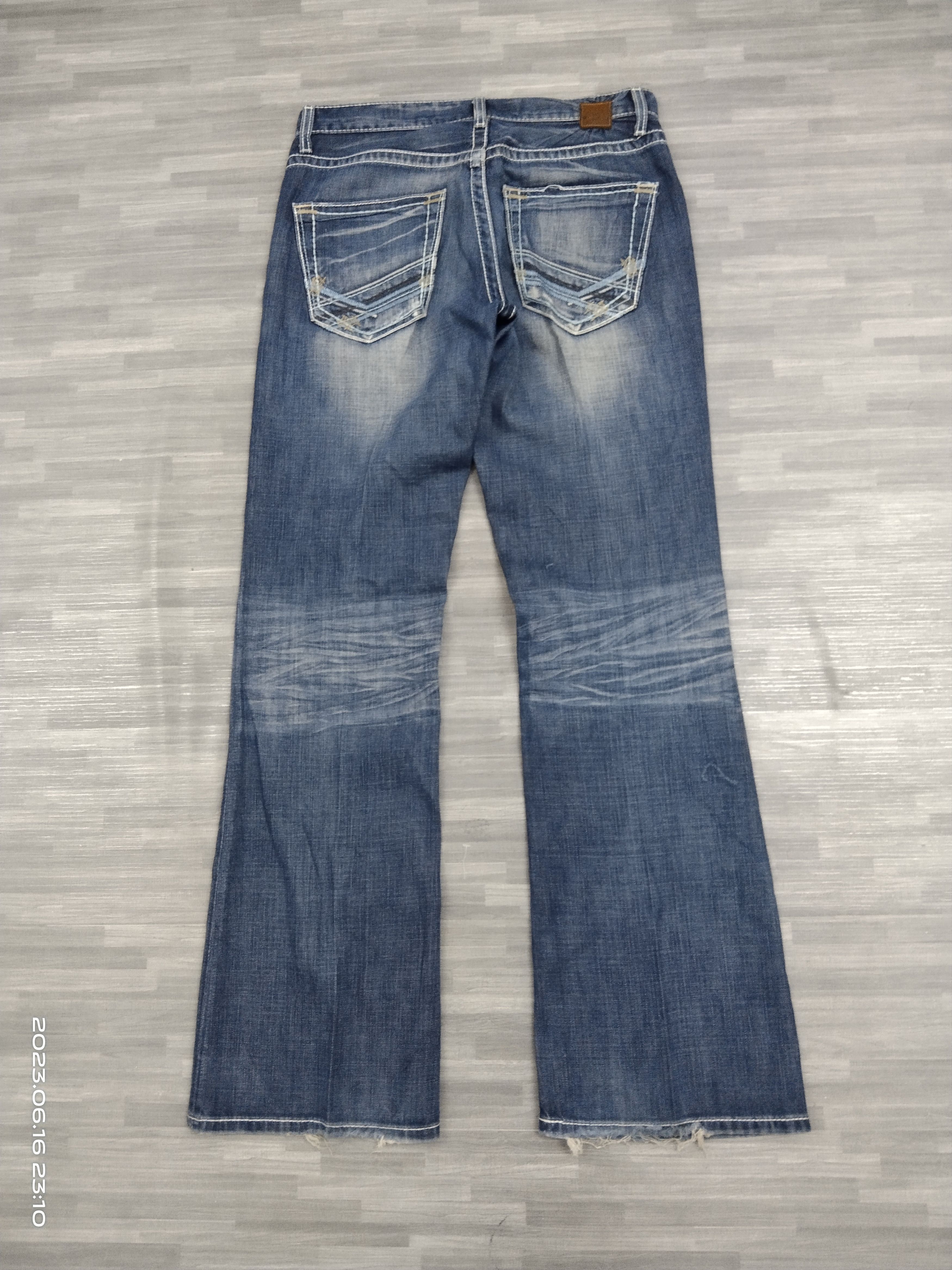 Japanese Brand FLARE WASHE BLUE BKE DENIM PANTS Size US 32 / EU 48 - 3 Thumbnail