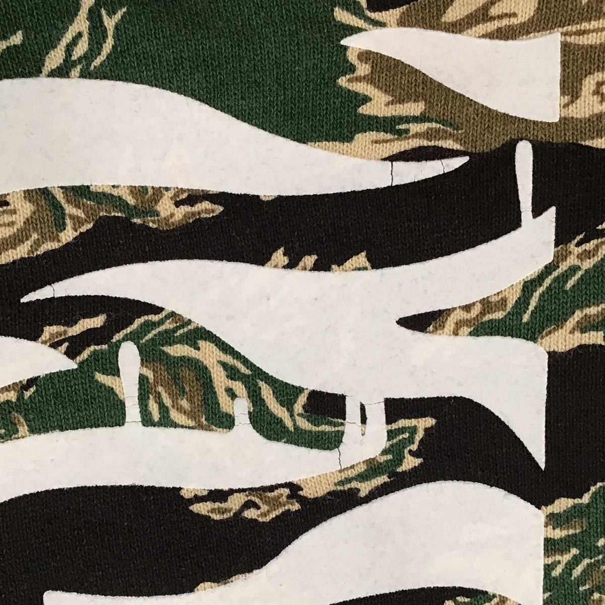 Bape BAPE Tiger full zip hoodie tiger camo Size US M / EU 48-50 / 2 - 7 Thumbnail