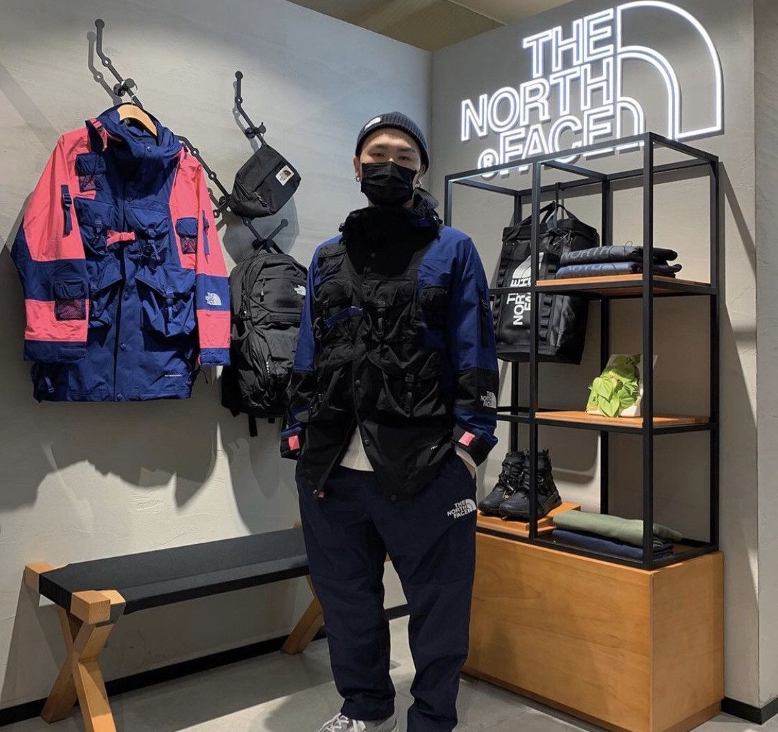 Kazuki Kuraishi × The North Face Urban Exploration KAZUKI PINK KK Alpha Futurelight™ Jacket Size US M / EU 48-50 / 2 - 12 Thumbnail
