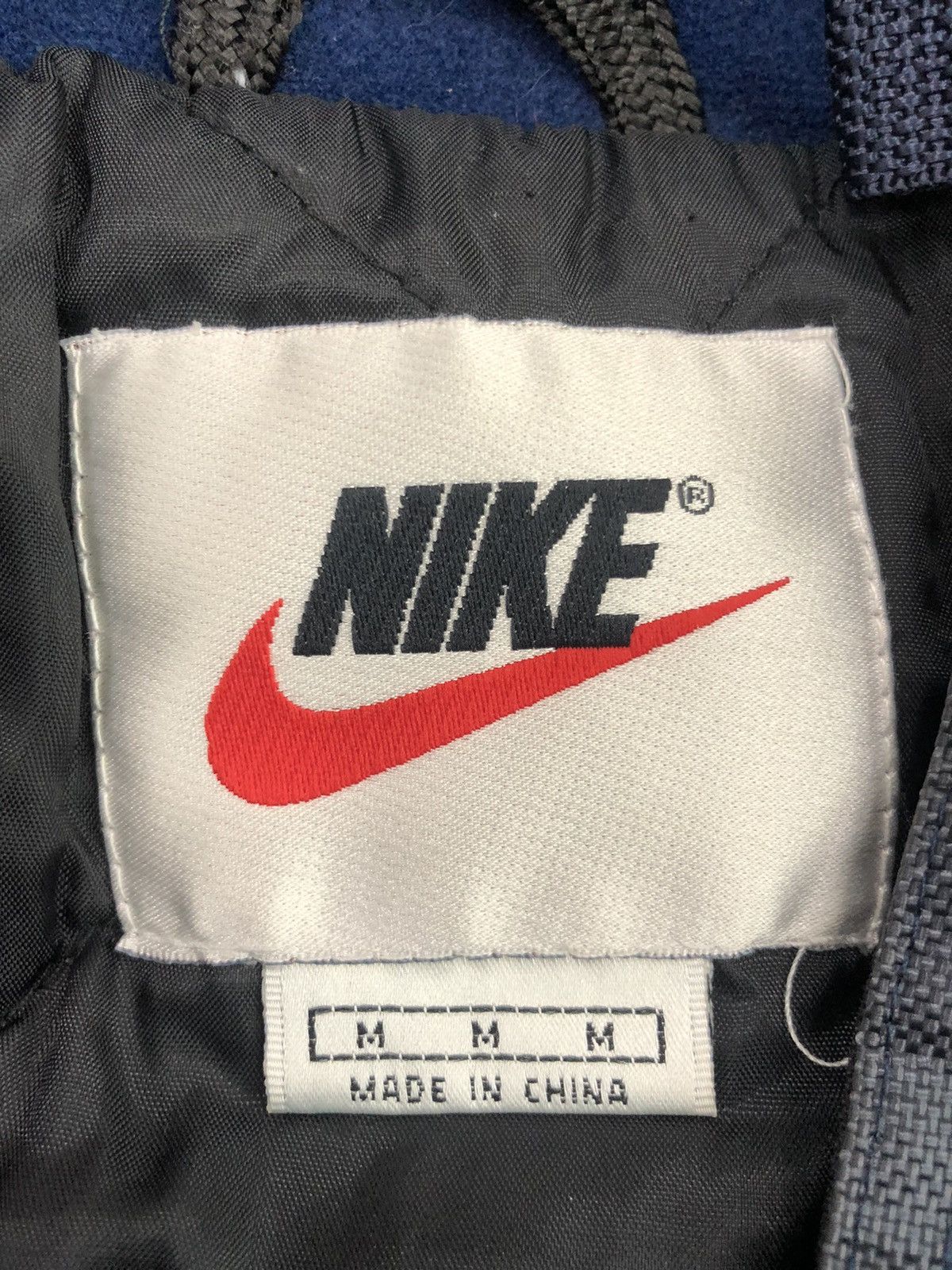 Nike Vintage NIKE heavy Winter jacket big swoosh embroidery Logo Size US M / EU 48-50 / 2 - 3 Thumbnail