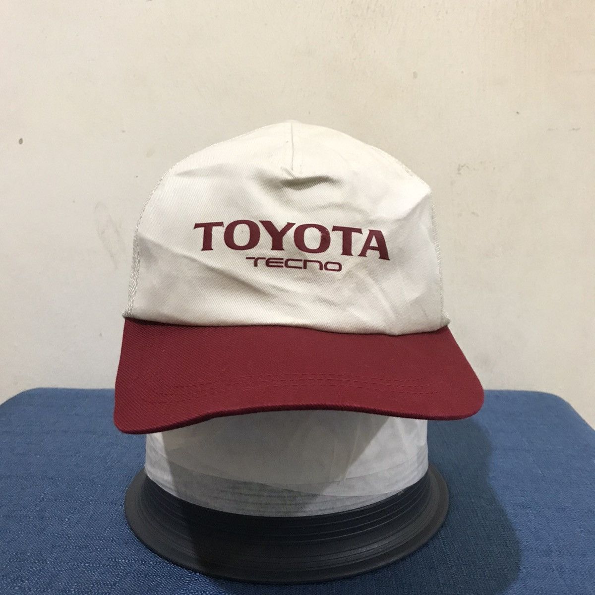 Toyota Techno half trucker vintage