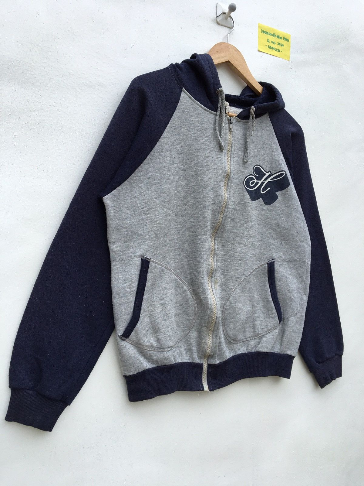 Hysteric Glamour Rare Vtg Hysteric Glamour Big Logo Zipper Hoodie Size US S / EU 44-46 / 1 - 8 Thumbnail