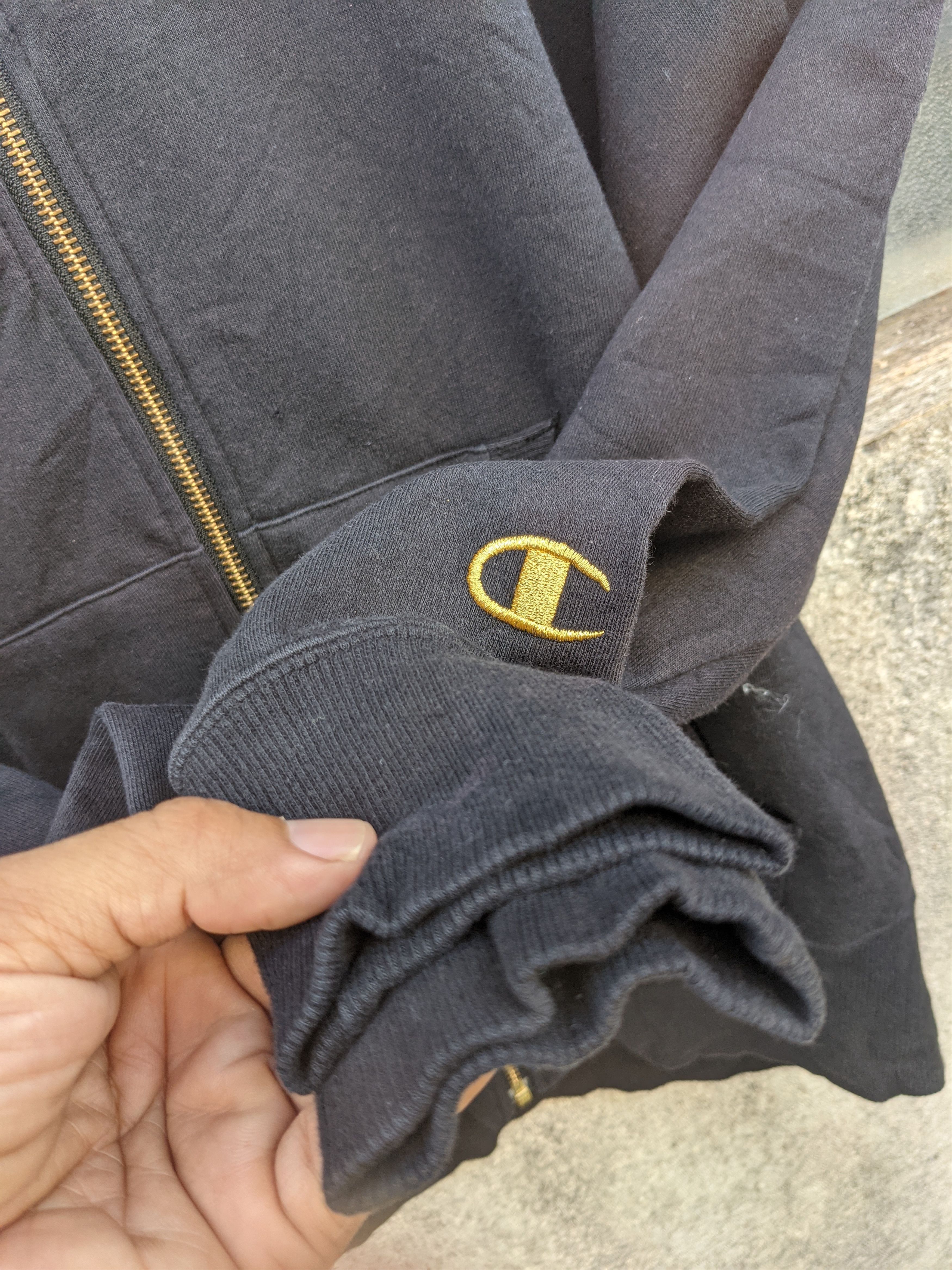 Champion × Vintage ⚡️Steals⚡️ Champion Woven Spellout Sun Faded Zip Up Size US S / EU 44-46 / 1 - 7 Thumbnail