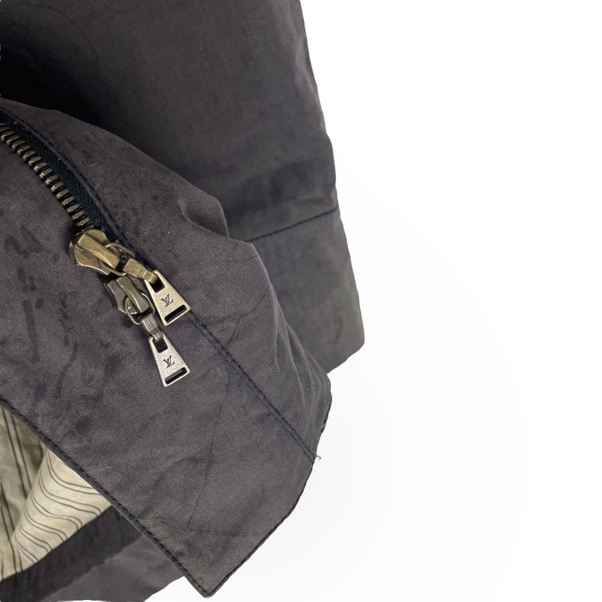Louis Vuitton ☀️LOUIS VUITTON INVENTEUR HOODIE ZIPPER JACKET Size M / US 6-8 / IT 42-44 - 13 Thumbnail