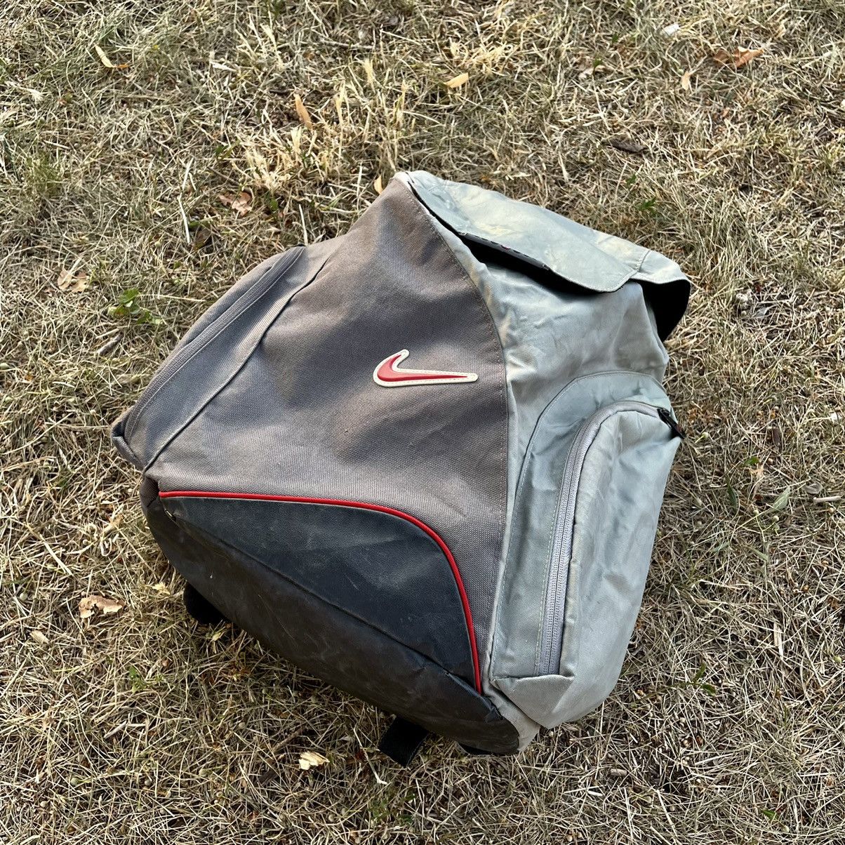 Vintage Vintage 90s Nike Nylon Backpack Bag Streetwear Grey Skate OS Size ONE SIZE - 2 Thumbnail