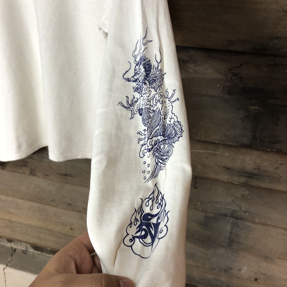 Japanese Brand Japanese Ancient dragon sleeve White Sweatshirt #082B Size US M / EU 48-50 / 2 - 6 Thumbnail