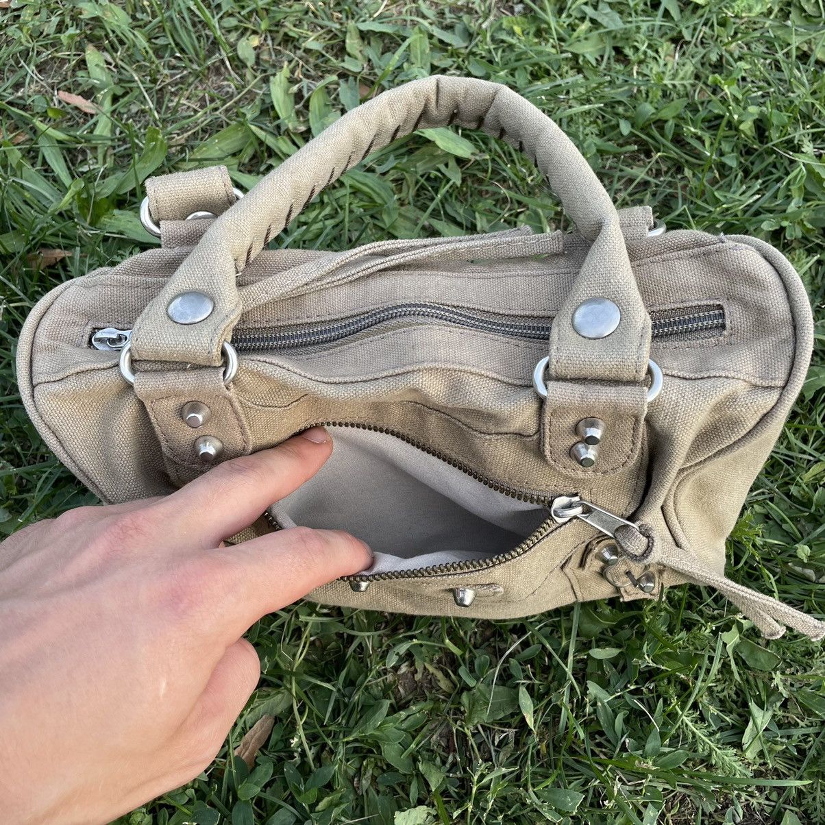 Vintage Y2K Vintage Grey Canvas Crossbody Bag Streetwear Indie OS Size ONE SIZE - 4 Thumbnail