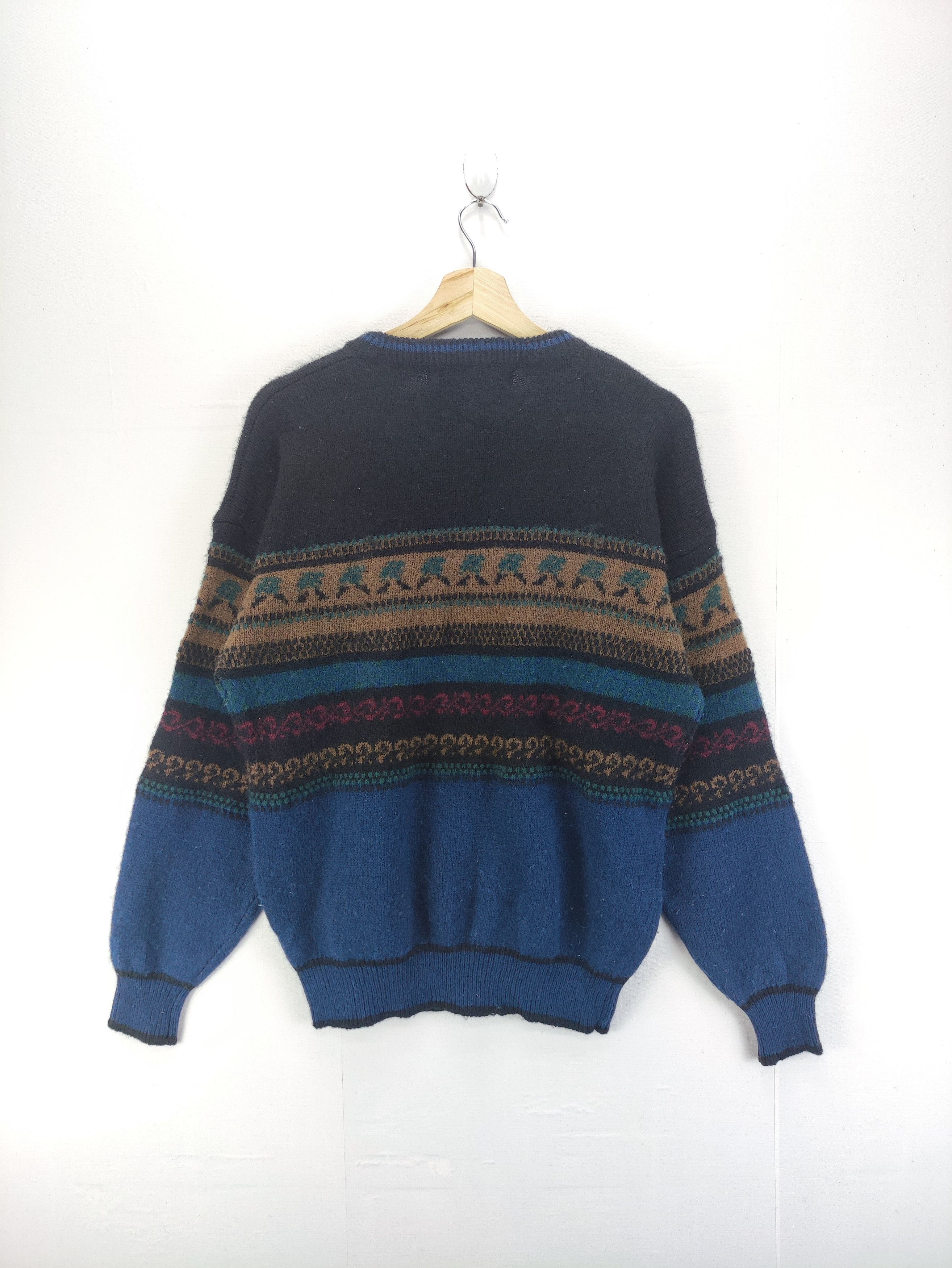 Aran Isles Knitwear Vintage Ricardo Wool knit Sweater Jumper Size US S / EU 44-46 / 1 - 5 Thumbnail