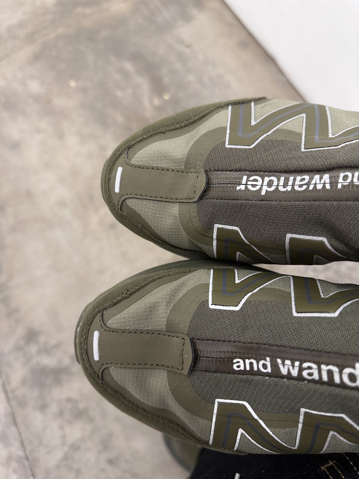 And Wander × Salomon OLIVE ODYSSEY AND WANDER Size US 8 / EU 41 - 4 Thumbnail