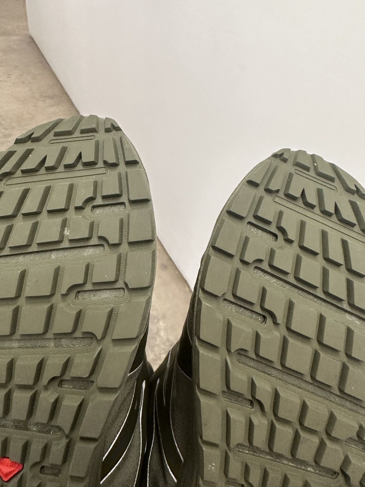 And Wander × Salomon OLIVE ODYSSEY AND WANDER Size US 8 / EU 41 - 16 Thumbnail