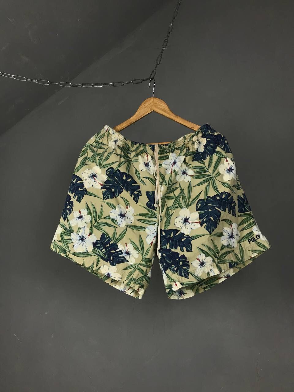 Polo Ralph Lauren Polo Ralph Lauren Sport Crazy Flower overprinted shorts Size US 36 / EU 52 - 1 Thumbnail