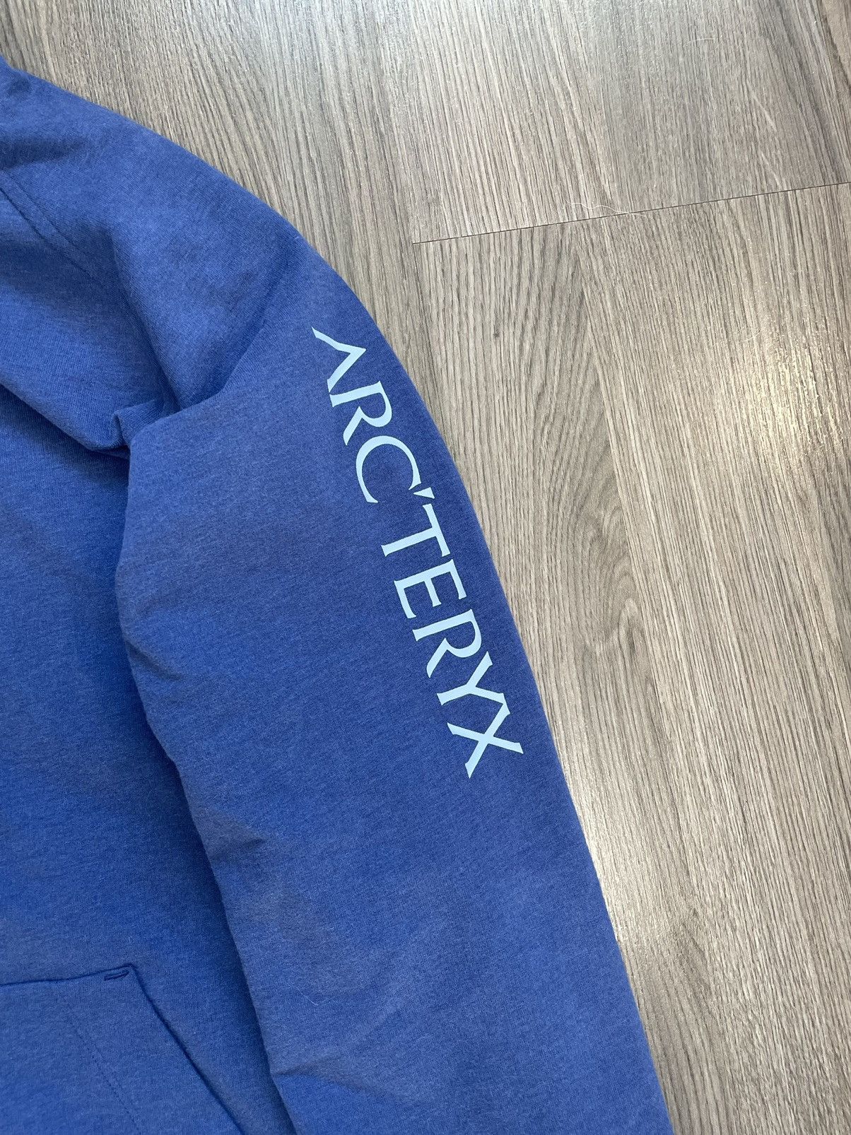 Arc'teryx × Vintage Vintage Arc’teryx spell out zip up hoodie Size US L / EU 52-54 / 3 - 3 Thumbnail