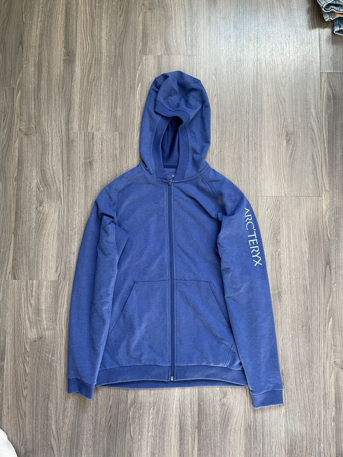 Arc'teryx × Vintage Vintage Arc’teryx spell out zip up hoodie Size US L / EU 52-54 / 3 - 1 Thumbnail