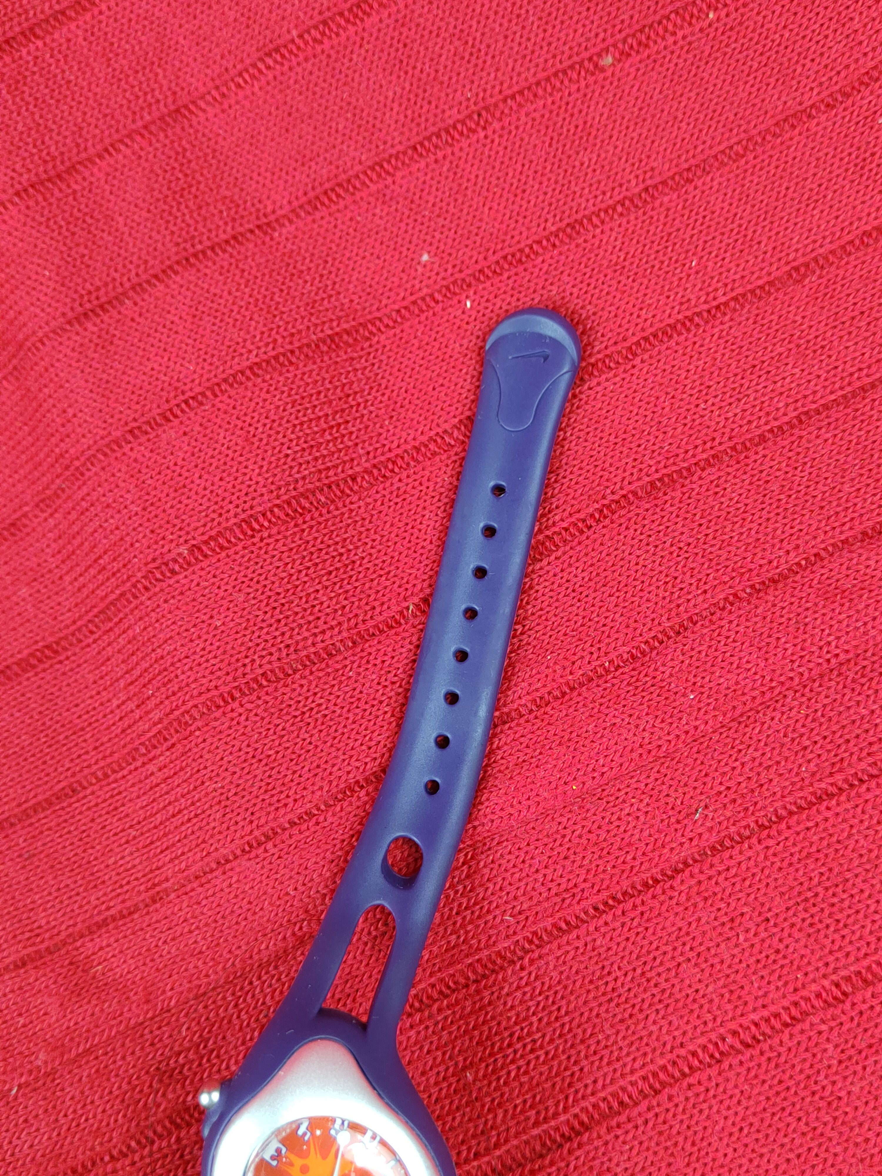 Nike DL Nike Analog Vintage Sports Watch #J016s Size ONE SIZE - 10 Thumbnail