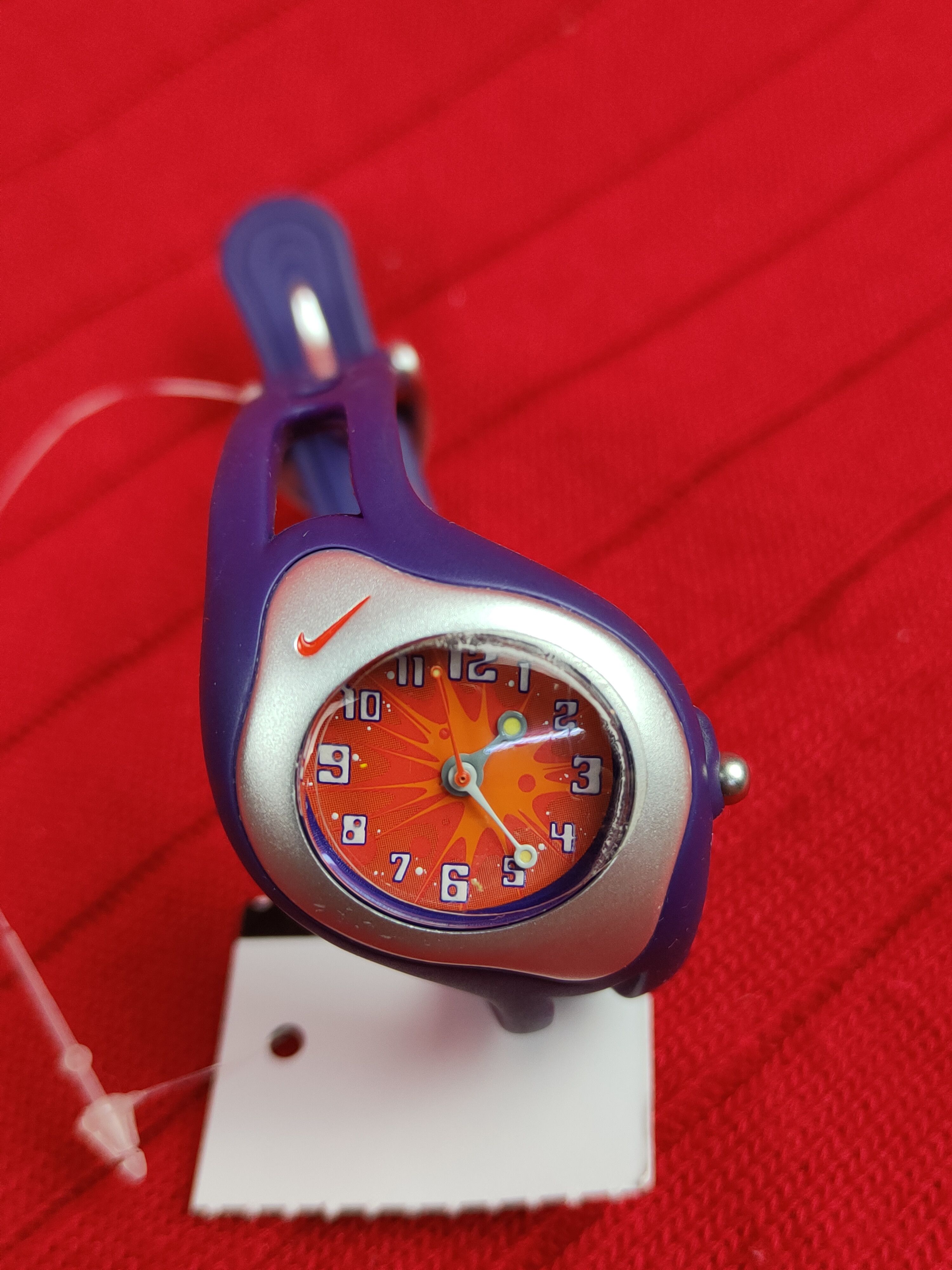 Nike DL Nike Analog Vintage Sports Watch #J016s Size ONE SIZE - 2 Thumbnail