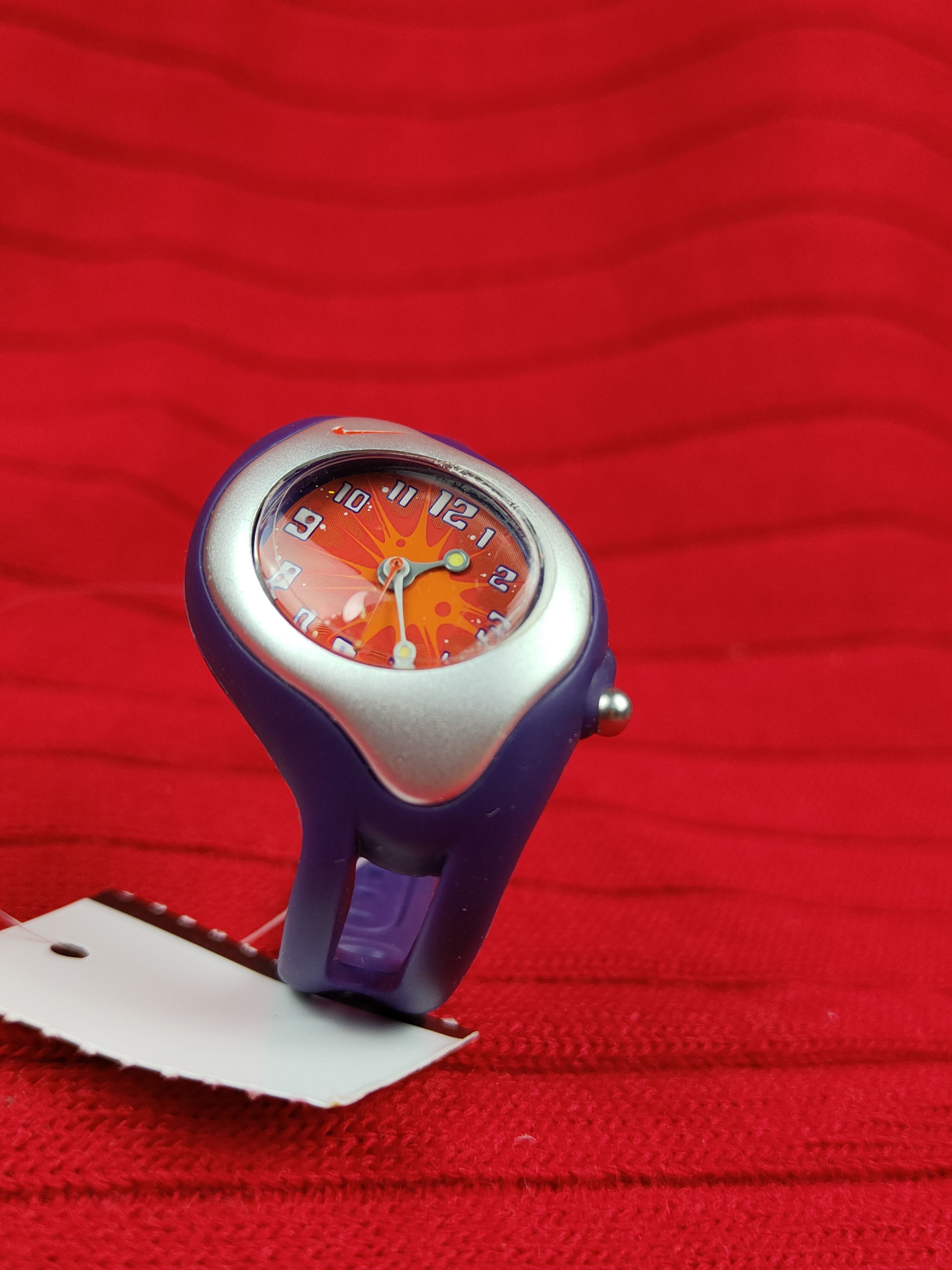 Nike DL Nike Analog Vintage Sports Watch #J016s Size ONE SIZE - 4 Thumbnail
