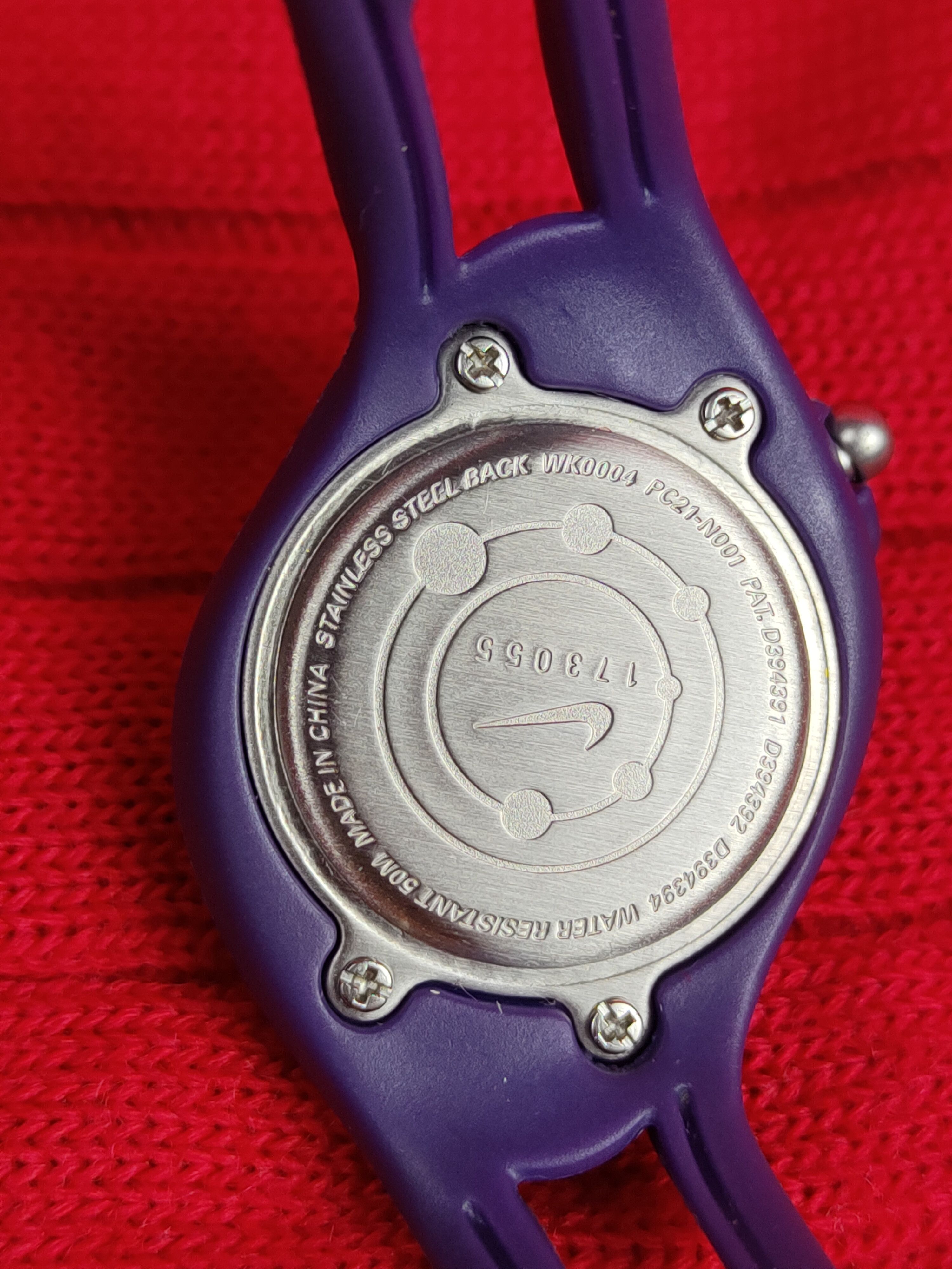 Nike DL Nike Analog Vintage Sports Watch #J016s Size ONE SIZE - 13 Thumbnail