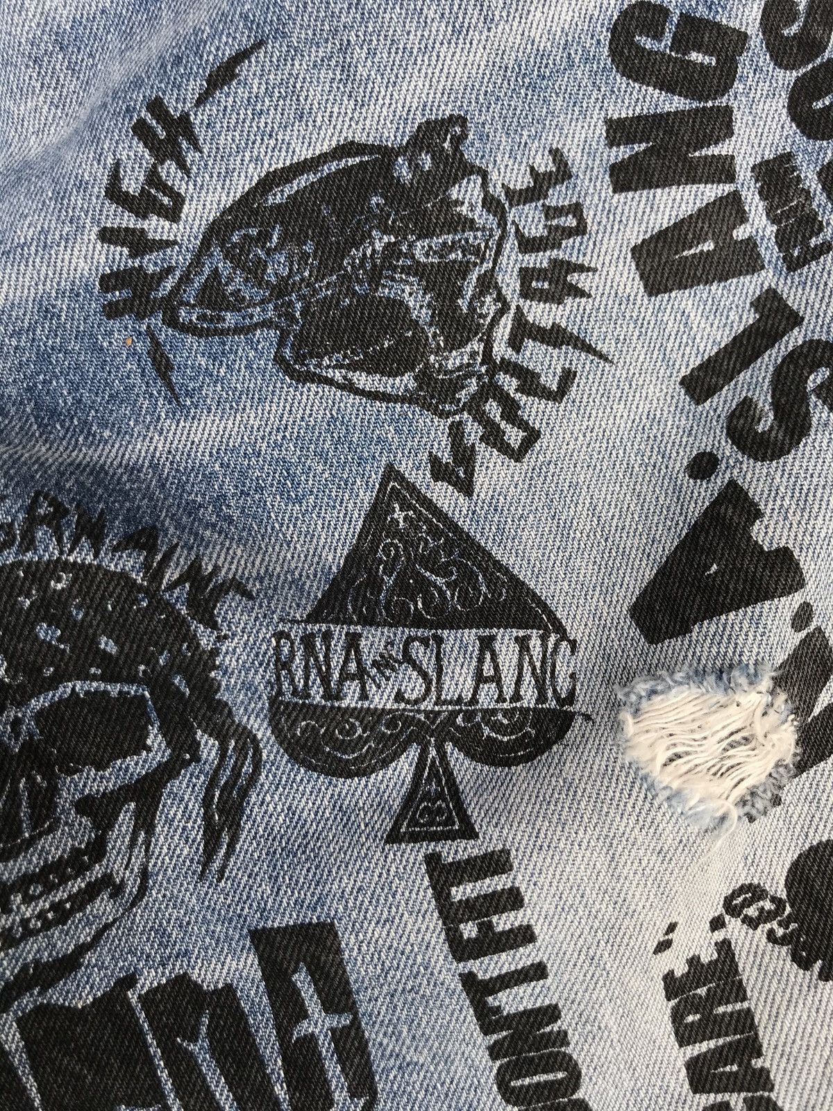 Japanese Brand 💥Vintage 90s RNA Inc. Distressed Denim Punk/Grunge Style Size US 31 - 15 Thumbnail