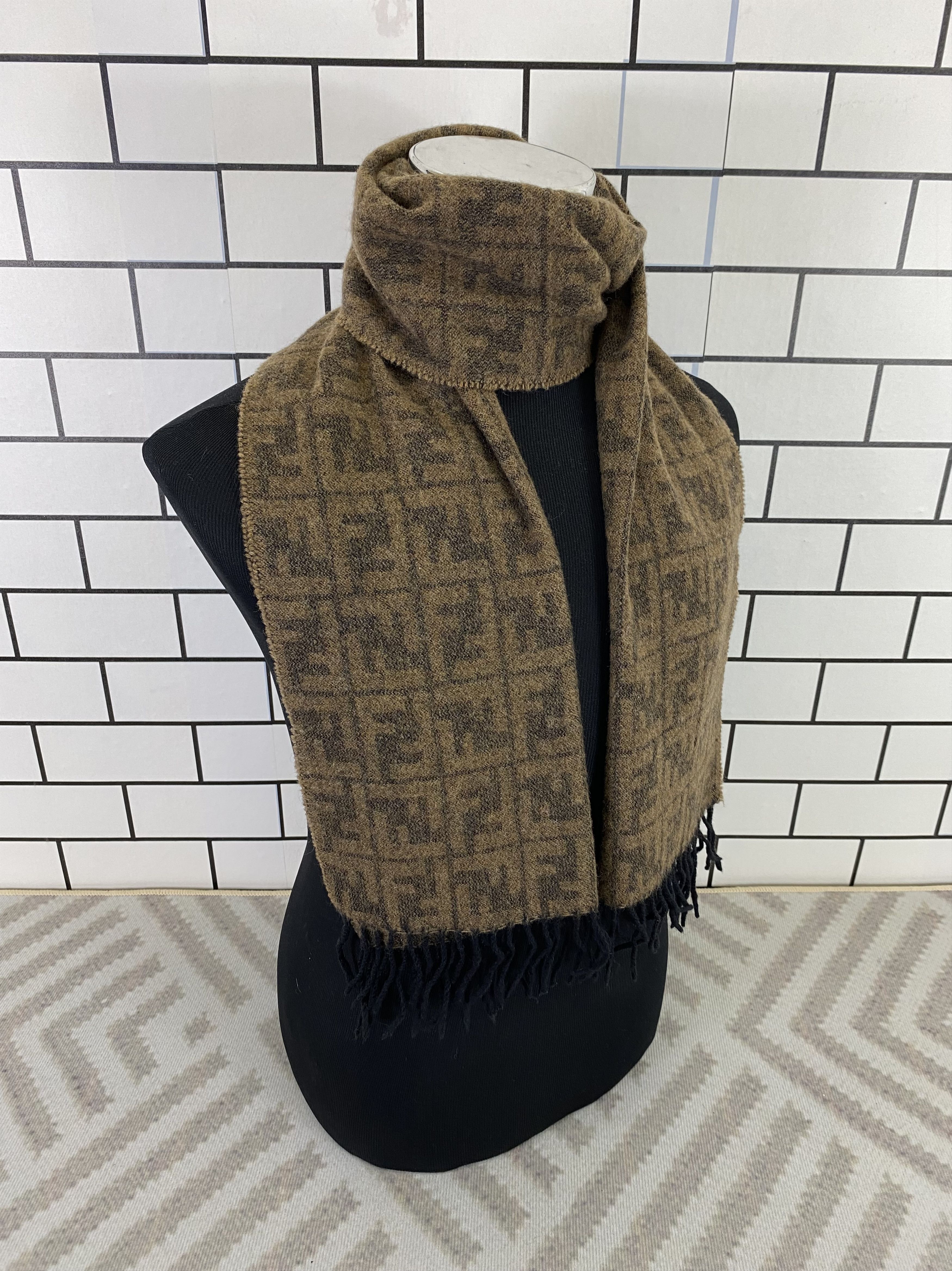 Fendi Vintage Fendi Scarf / Muffler / Neckwear Size ONE SIZE - 2 Thumbnail