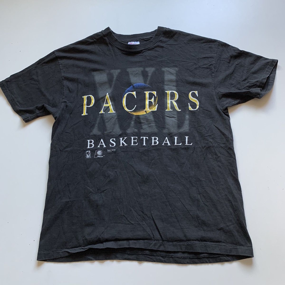 Vintage 1990s Indiana Pacers NBA Basketball Graphic T Shirt