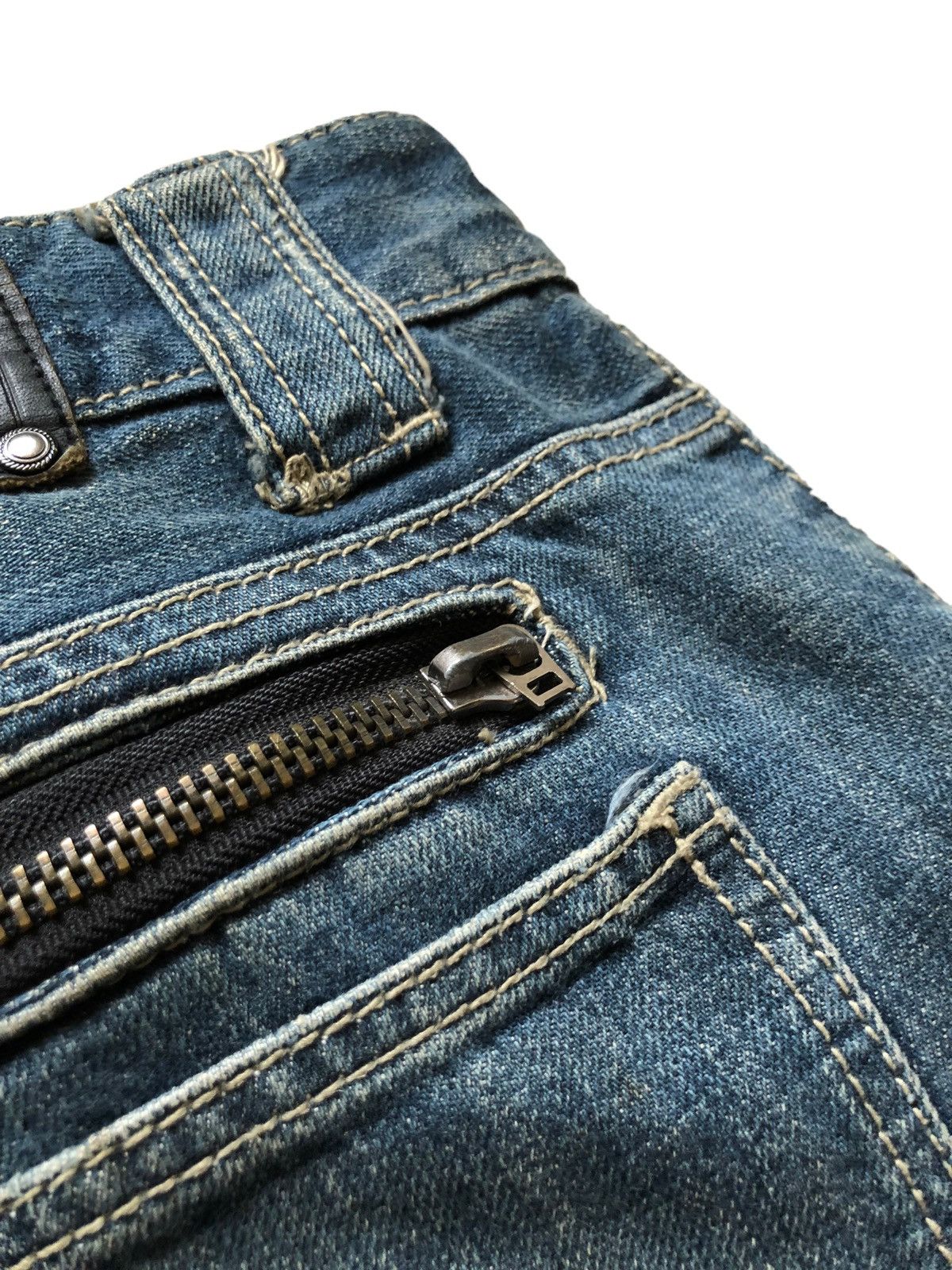 semanticdesign 2000s Semanticdesign Baggy Distressed Trashed Jeans Size US 34 / EU 50 - 10 Thumbnail