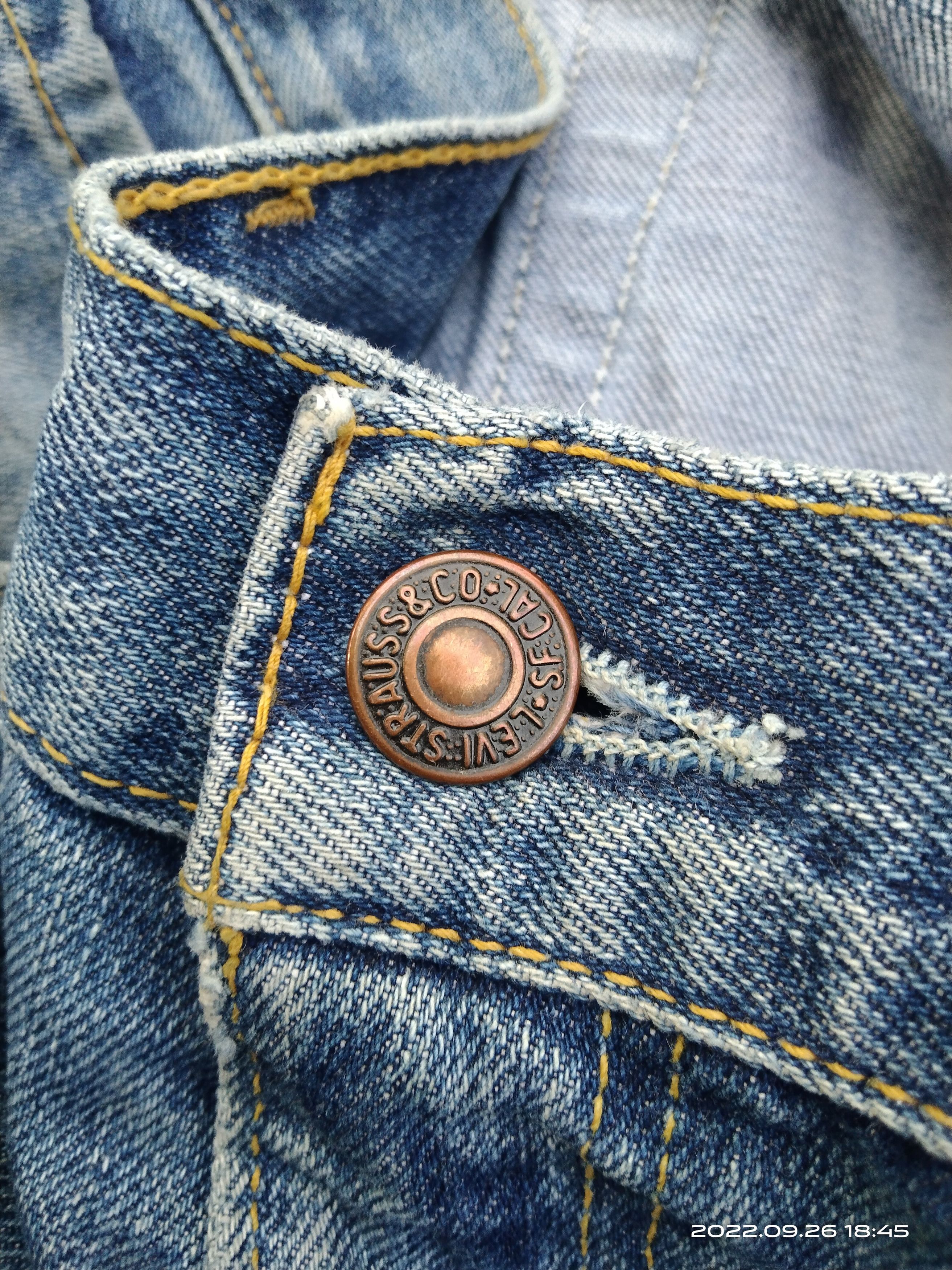 Levi's × Vintage LEVIS 507 BELL BOTTOM ,BOOCUT,FLARE DISTRESSED LEVIS VINTAGE Size US 30 / EU 46 - 7 Thumbnail