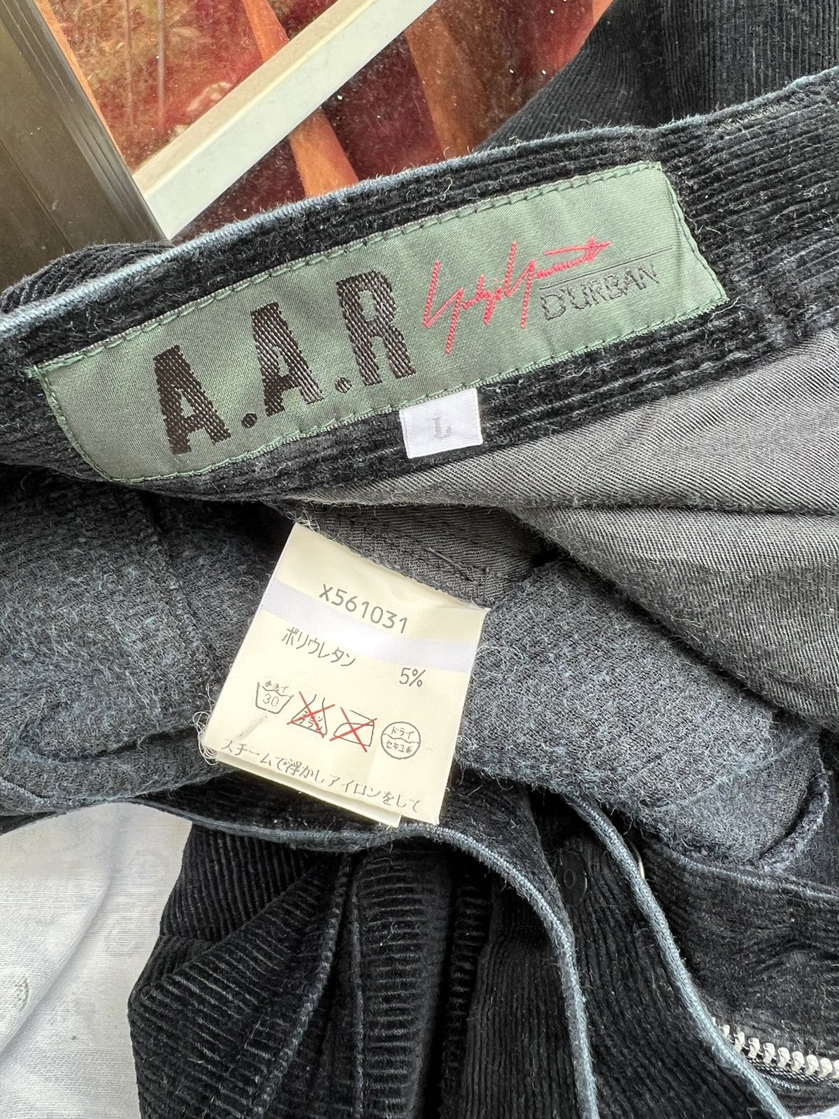 Vintage Vintage Yohji Yamamoto AAR Durban Black Corduroy Pant Size US 31 - 20 Thumbnail