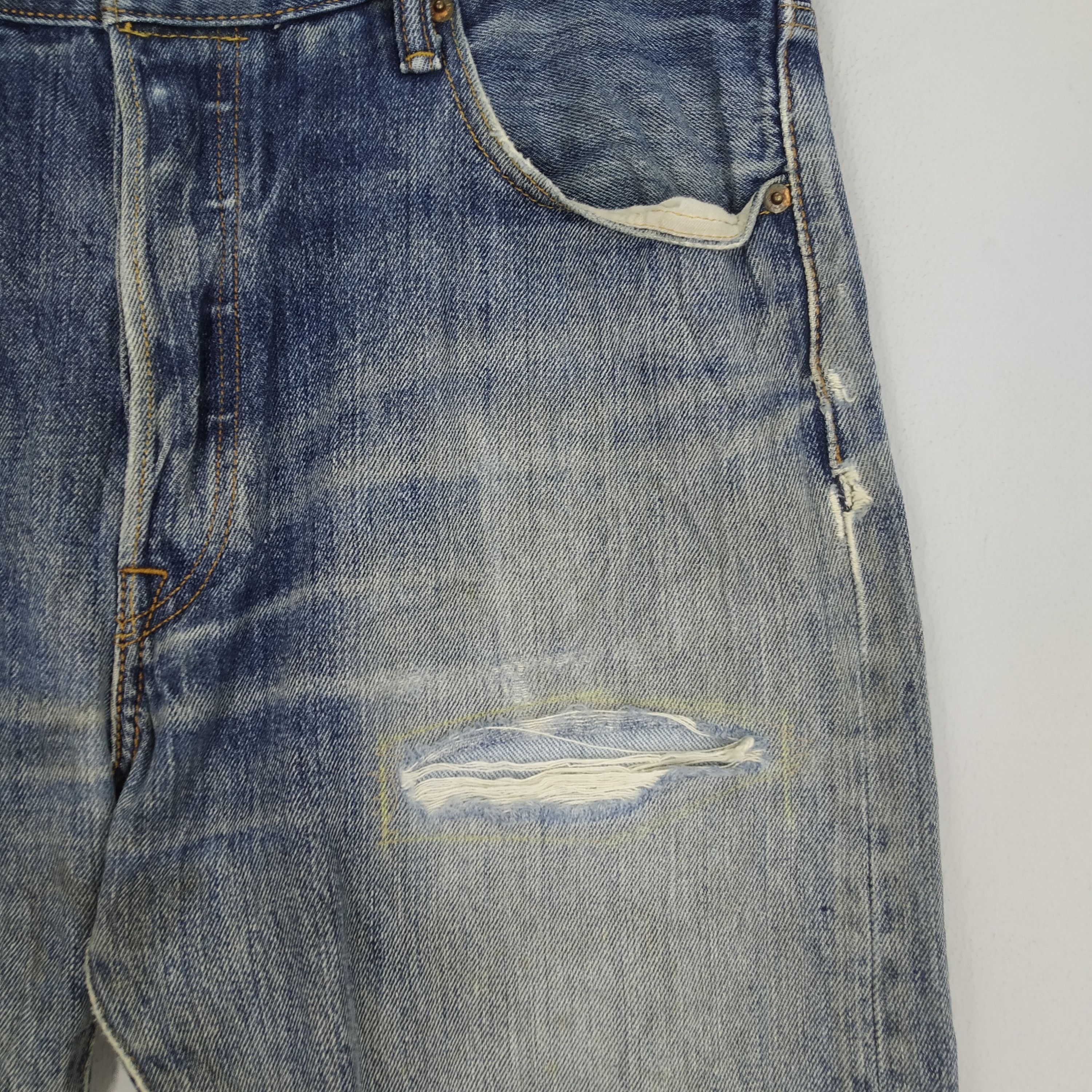 Jean Size 37 Vintage Levi's 501 Stonewash Blue Ripped Denim Jeans Size US 37 - 5 Thumbnail