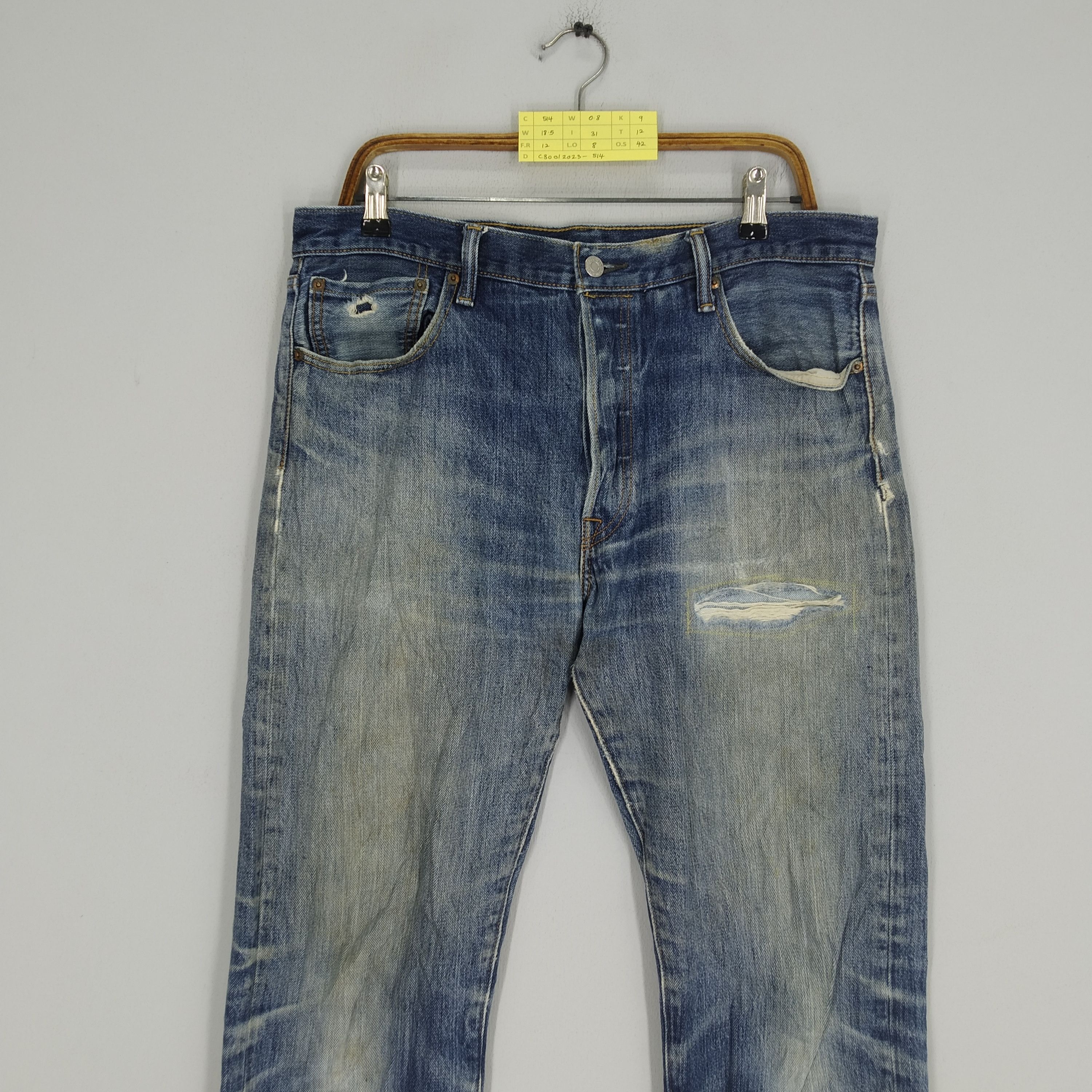 Jean Size 37 Vintage Levi's 501 Stonewash Blue Ripped Denim Jeans Size US 37 - 3 Thumbnail