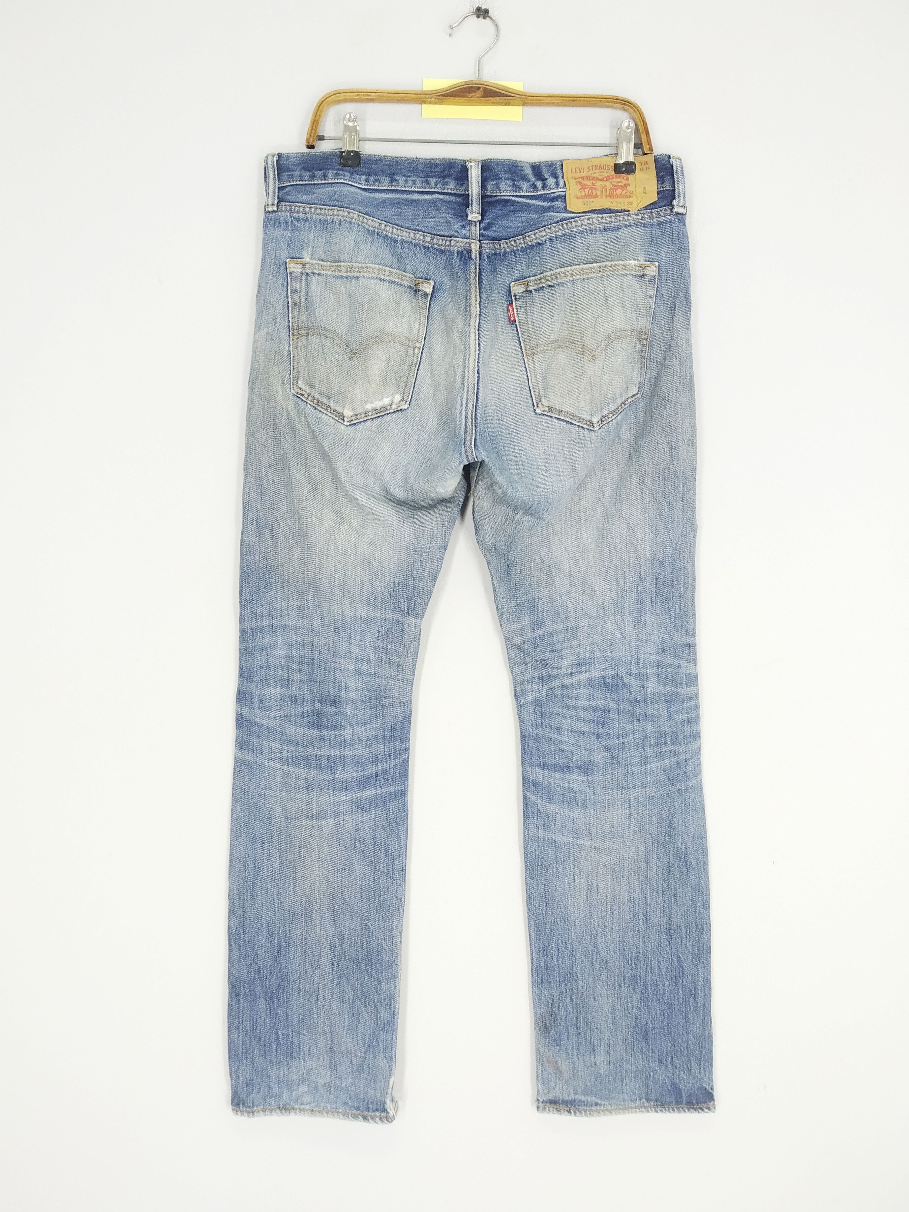 Jean Size 37 Vintage Levi's 501 Stonewash Blue Ripped Denim Jeans Size US 37 - 2 Thumbnail