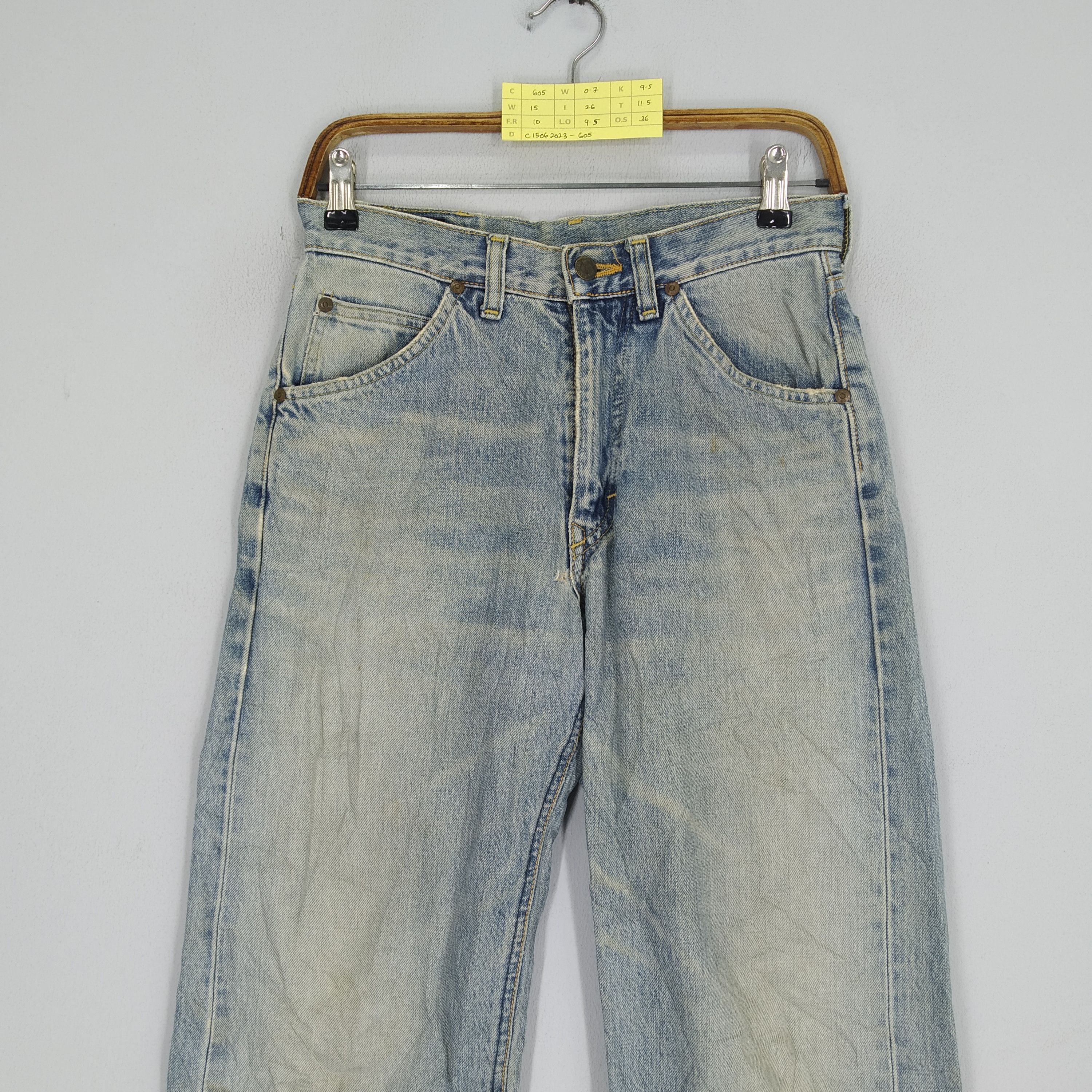 Jean × Lee × Vintage Size 30 Vintage Lee Riders Jeans Stonewash Blue Denim Jeans Size US 30 / EU 46 - 3 Thumbnail