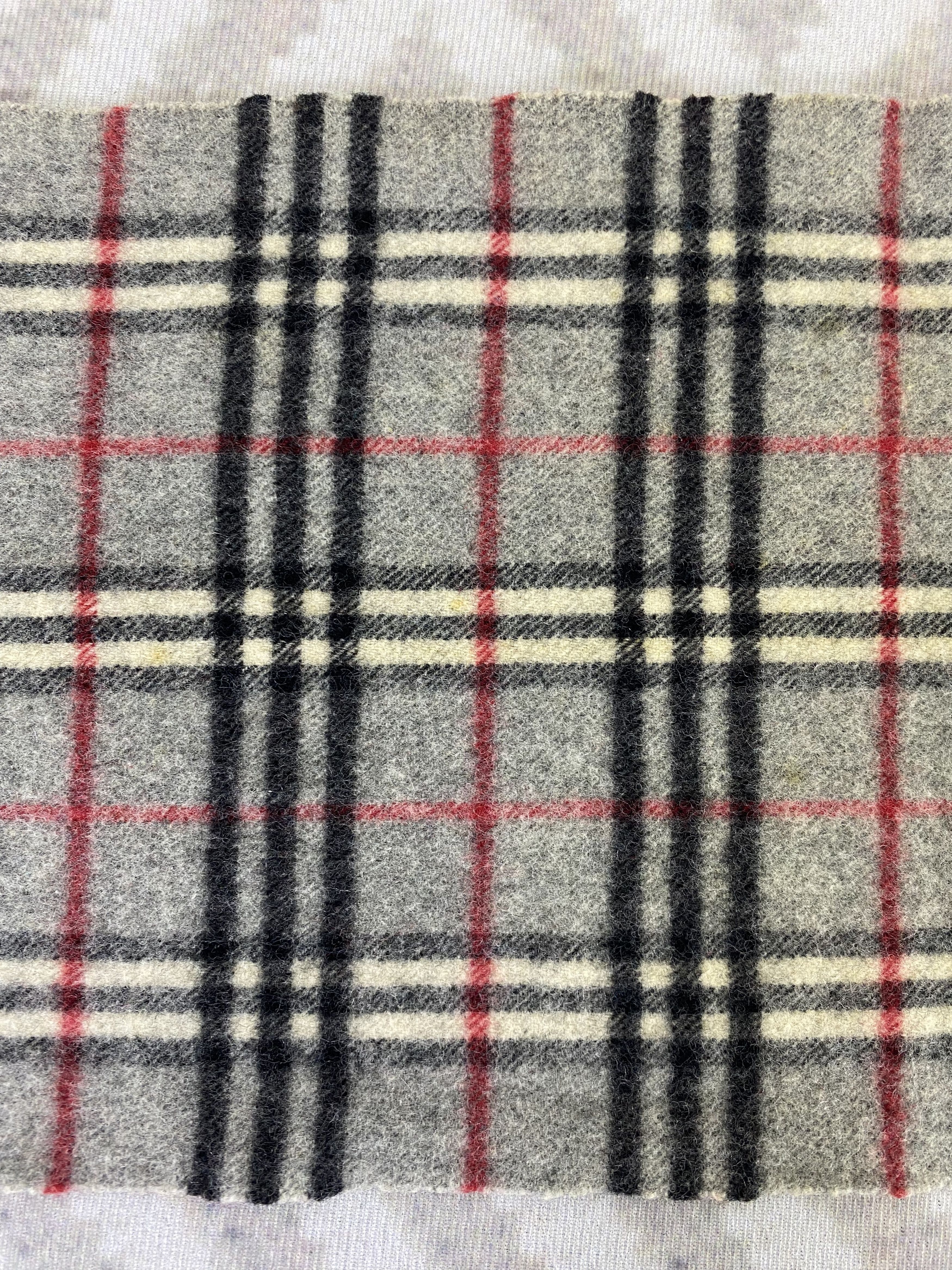 Burberry Vintage Burberry Wool Scarf / Muffler / Neckwear Size ONE SIZE - 7 Thumbnail