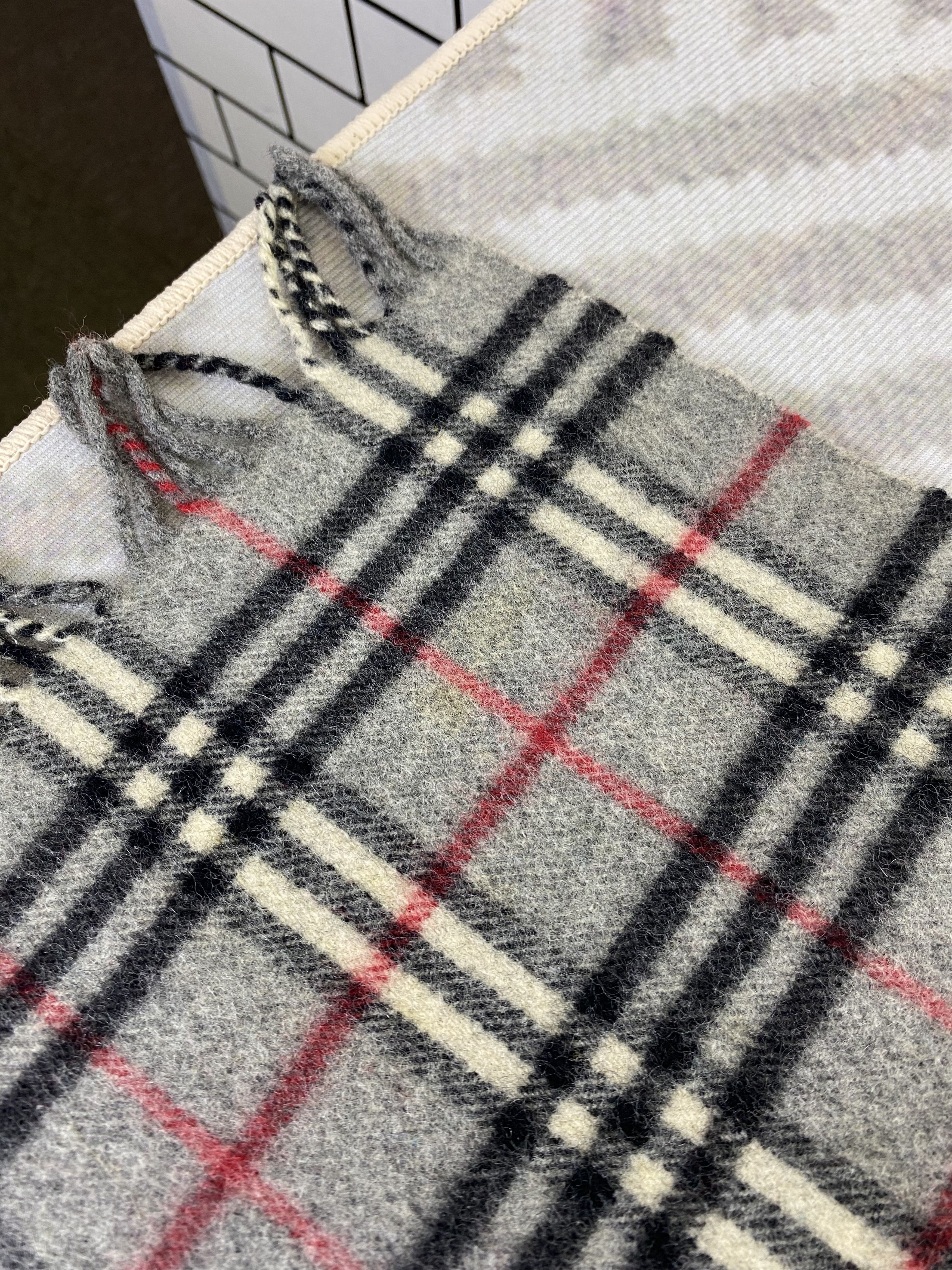 Burberry Vintage Burberry Wool Scarf / Muffler / Neckwear Size ONE SIZE - 8 Thumbnail