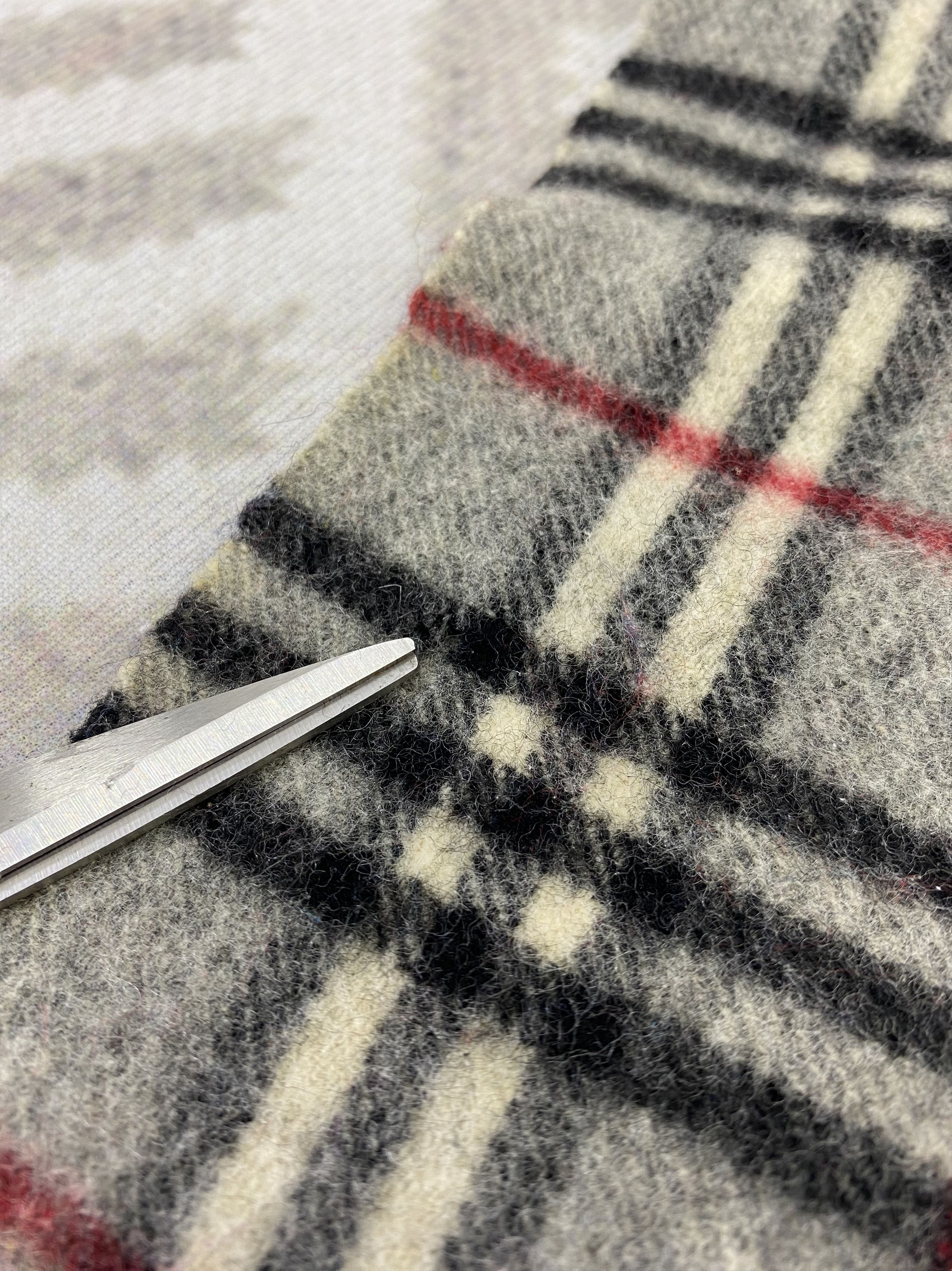 Burberry Vintage Burberry Wool Scarf / Muffler / Neckwear Size ONE SIZE - 3 Thumbnail