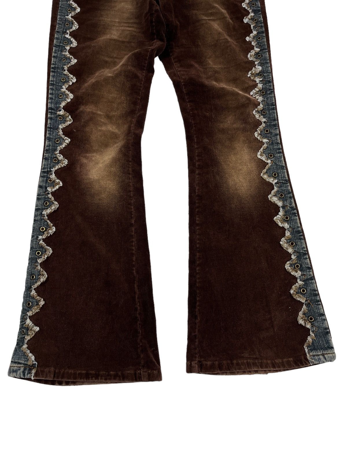 Cowboy Equipment Vintage Japanese Cowboy Corduroy Flared Jeans Size 30" / US 8 / IT 44 - 4 Thumbnail