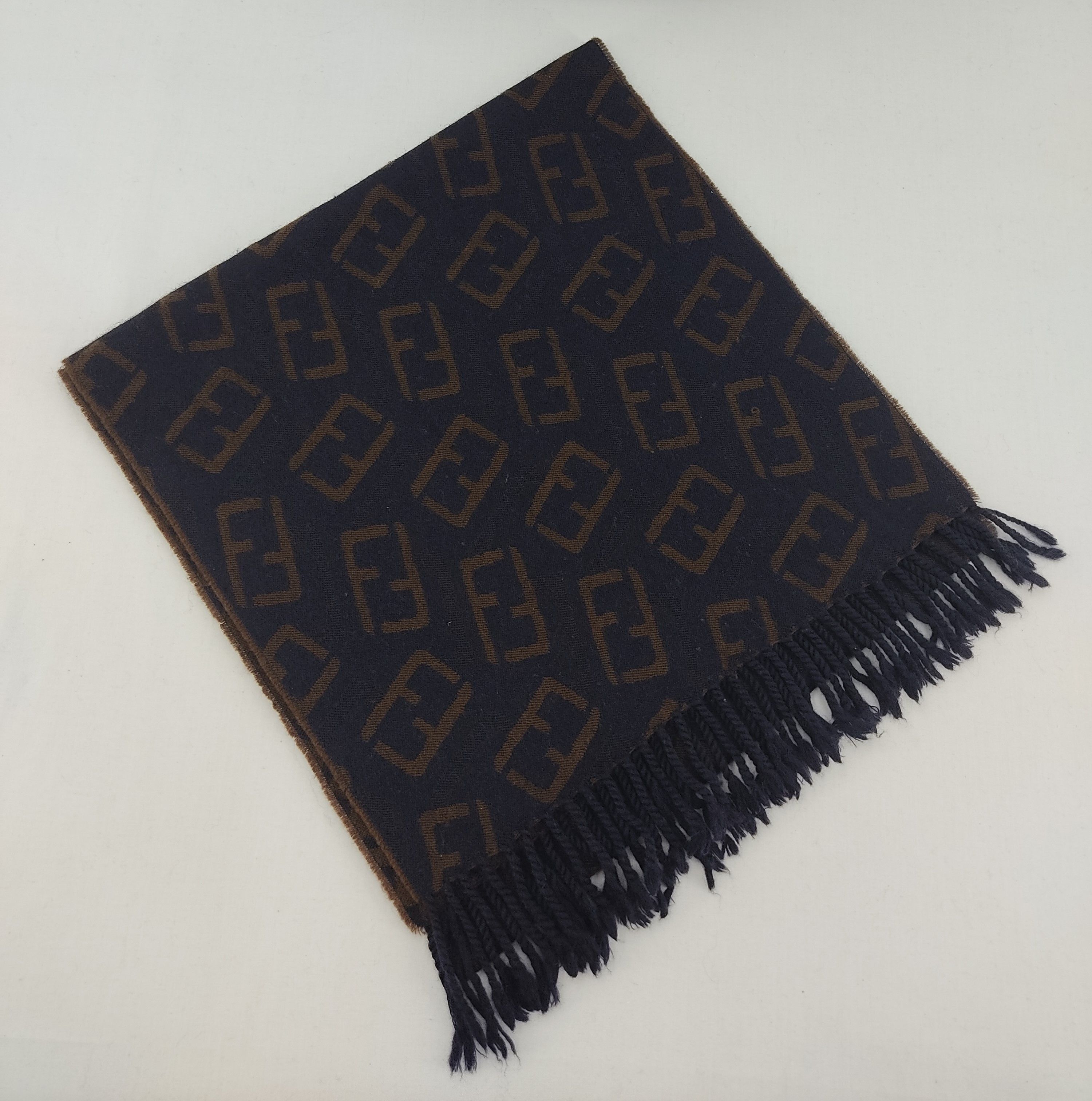 Fendi Vintage Fendi Scarf / Muffler / Neckwear Size ONE SIZE - 3 Thumbnail